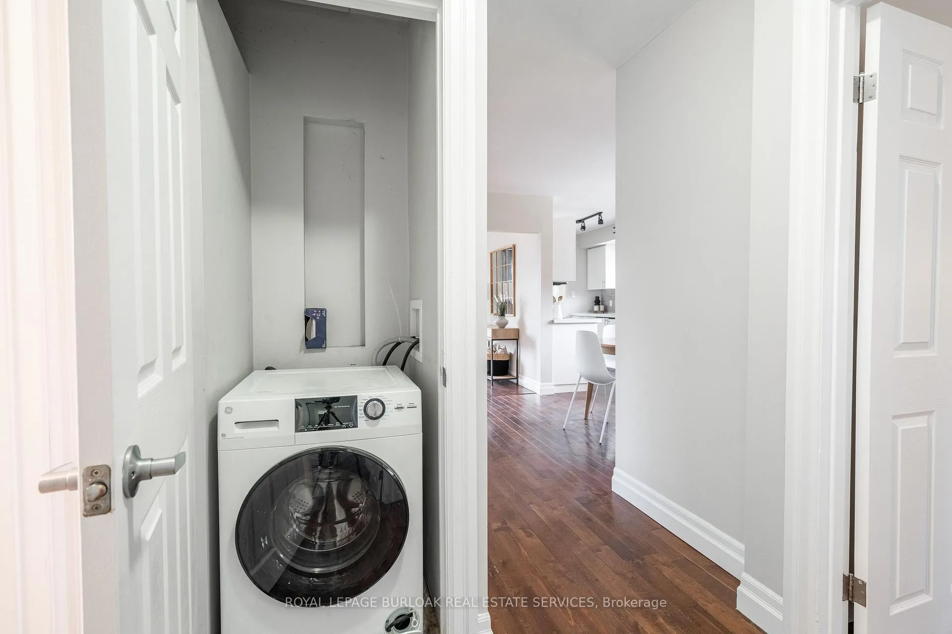 Photo 25 of Unit Upper, 34 Briarwood Crescent, Hamilton, Buchanan — HOMEH