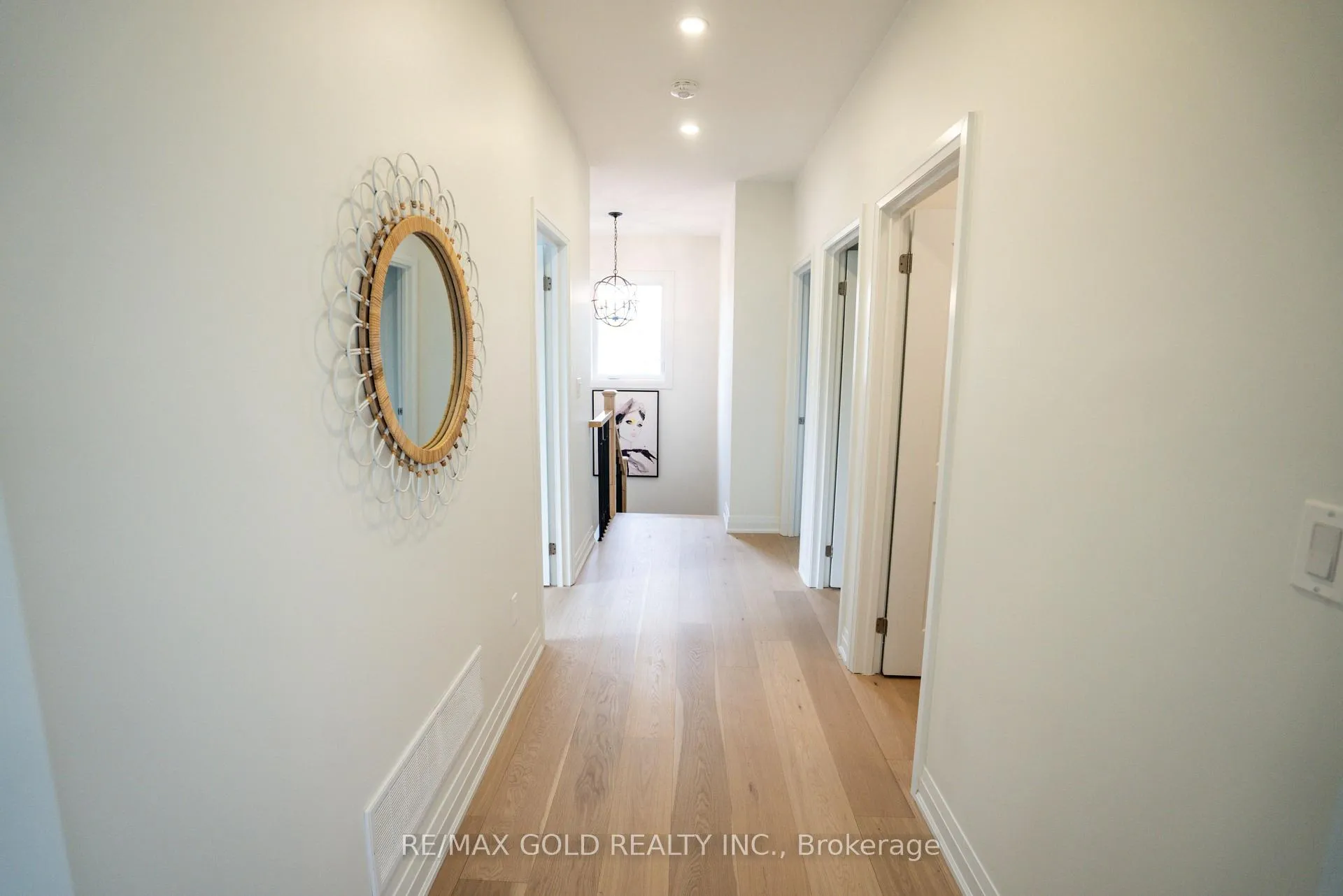 Photo 30 of 50 Willow Street, Caledon, Bolton East — HOMEH