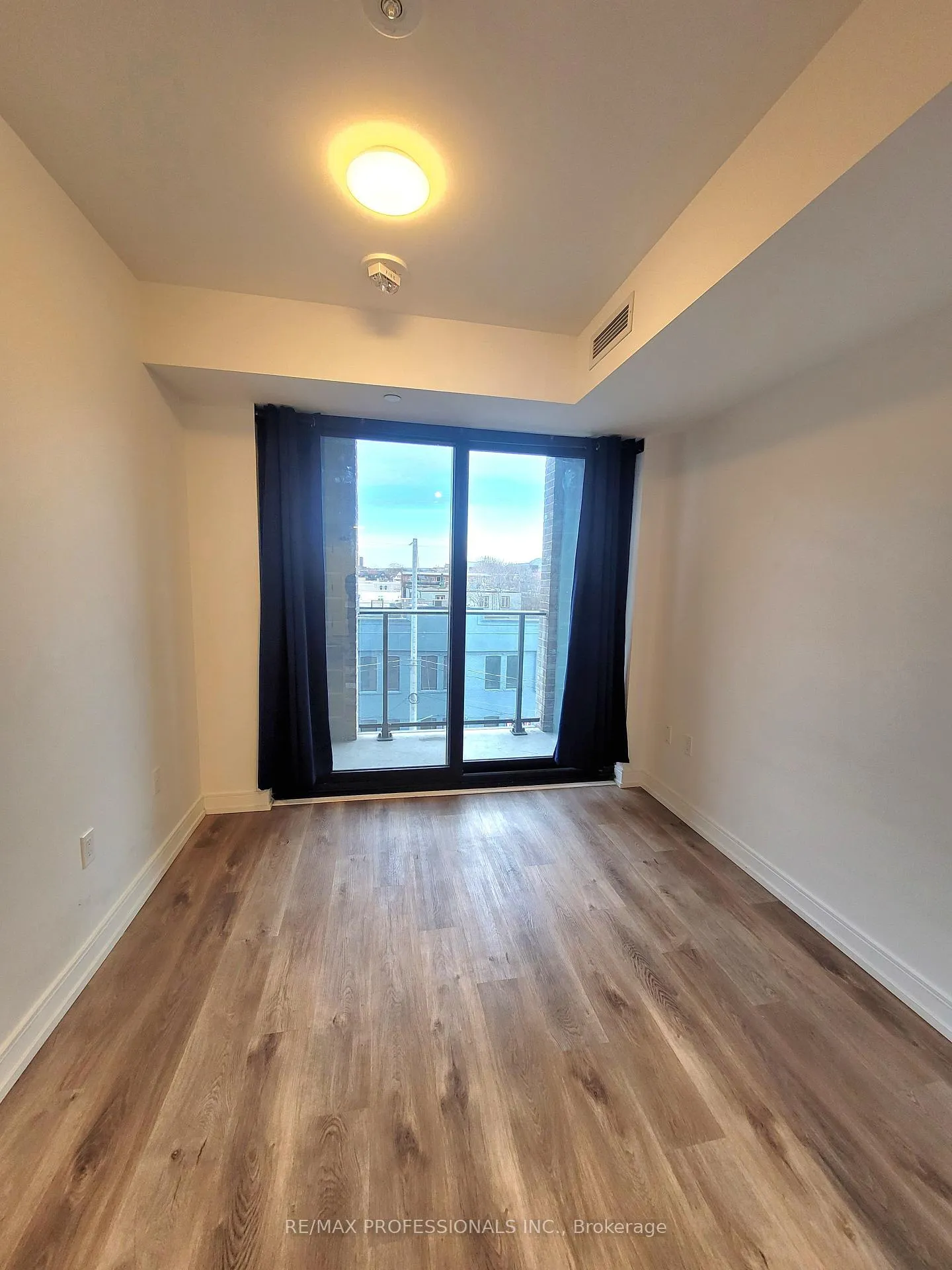 Photo 3 of Unit 430, 1 Jarvis Street W, Hamilton, Beasley — HOMEH