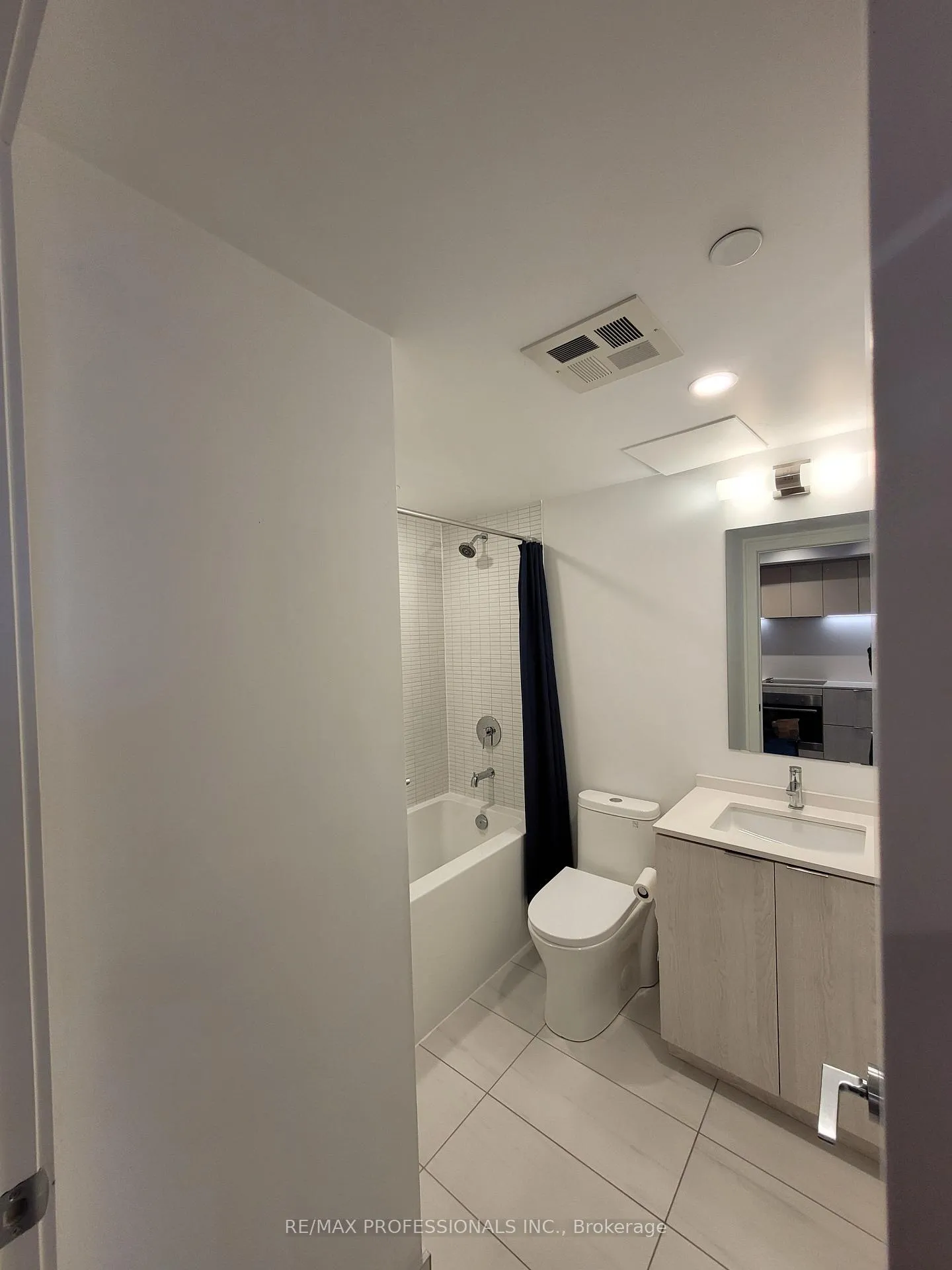 Photo 7 of Unit 430, 1 Jarvis Street W, Hamilton, Beasley — HOMEH
