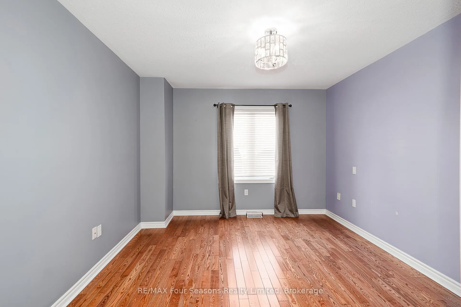 Photo 13 of Unit 4, 275 Huron Street, Clearview, Stayner — HOMEH