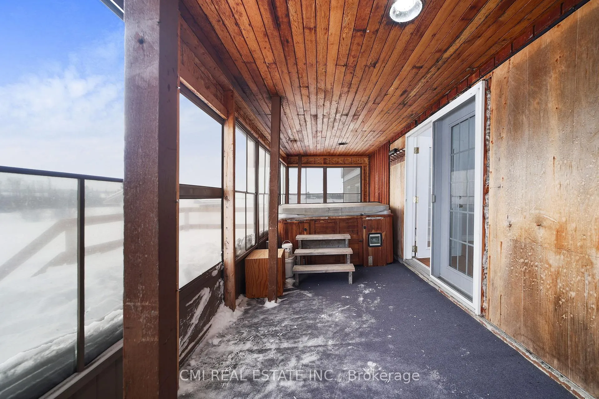 Photo 43 of 1632 Conc 2 & 3 Road, Cochrane — HOMEH