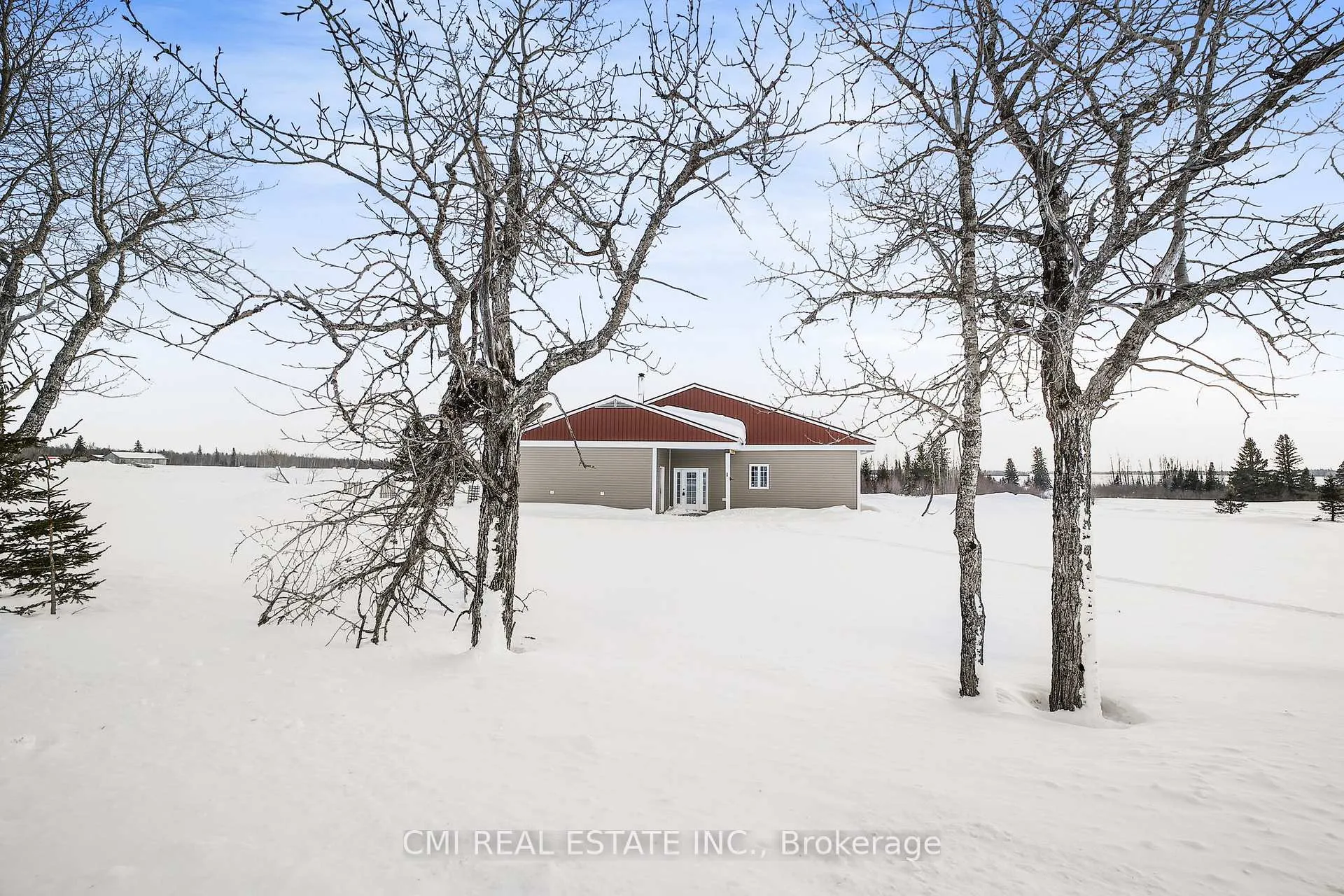 Photo 46 of 1632 Conc 2 & 3 Road, Cochrane — HOMEH
