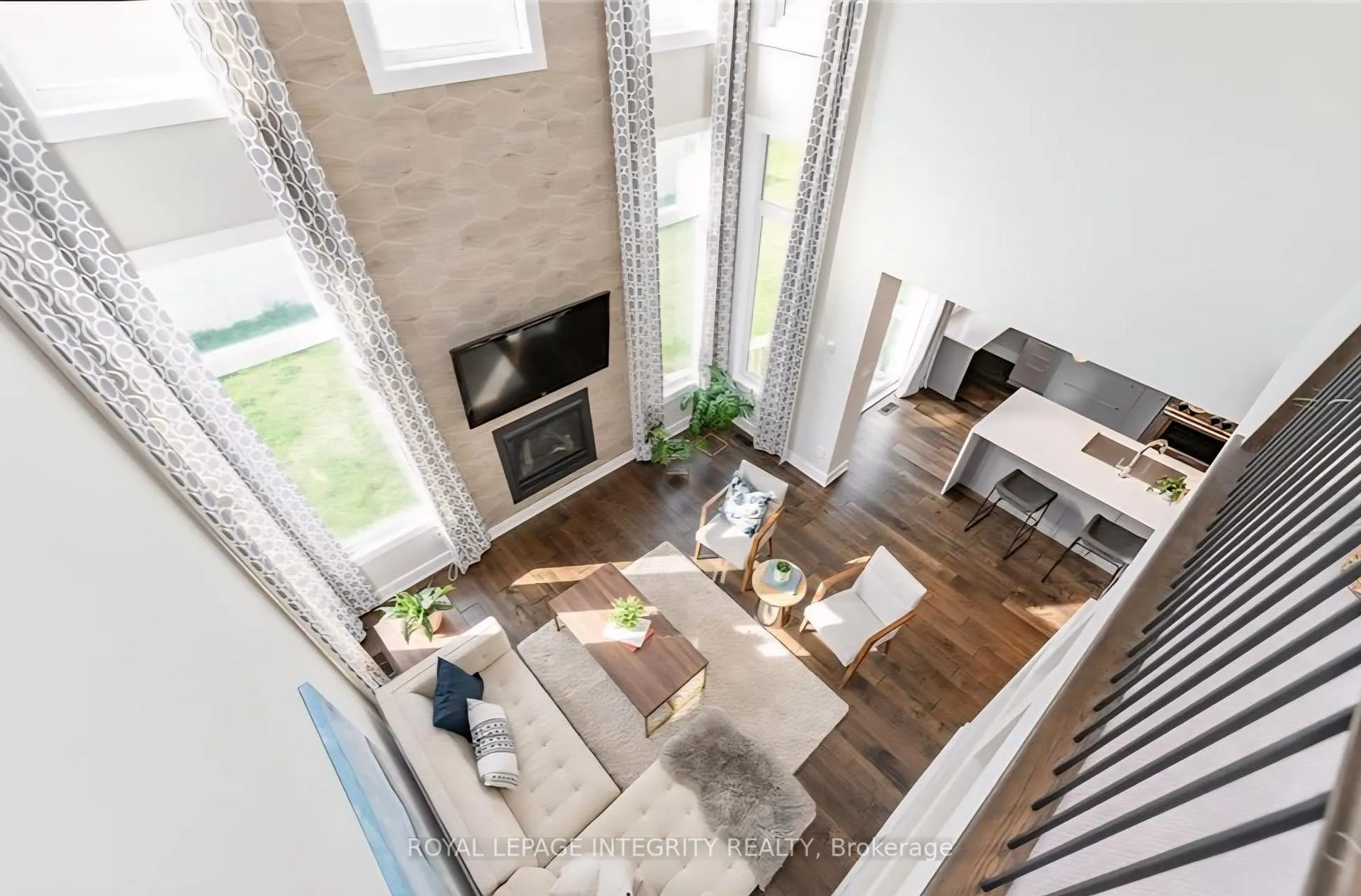 Photo 10 of 332 Haliburton Heights, Ottawa, Kanata - Emerald Meadows/Trailwest — HOMEH