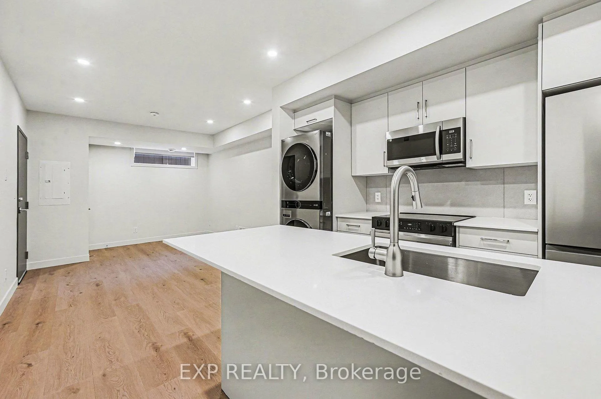 Photo 6 of Unit 5, 79 Marquette Avenue, Ottawa, Vanier — HOMEH