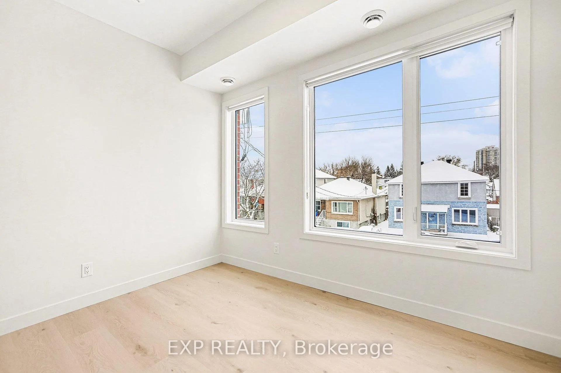 Photo 9 of Unit 5, 79 Marquette Avenue, Ottawa, Vanier — HOMEH