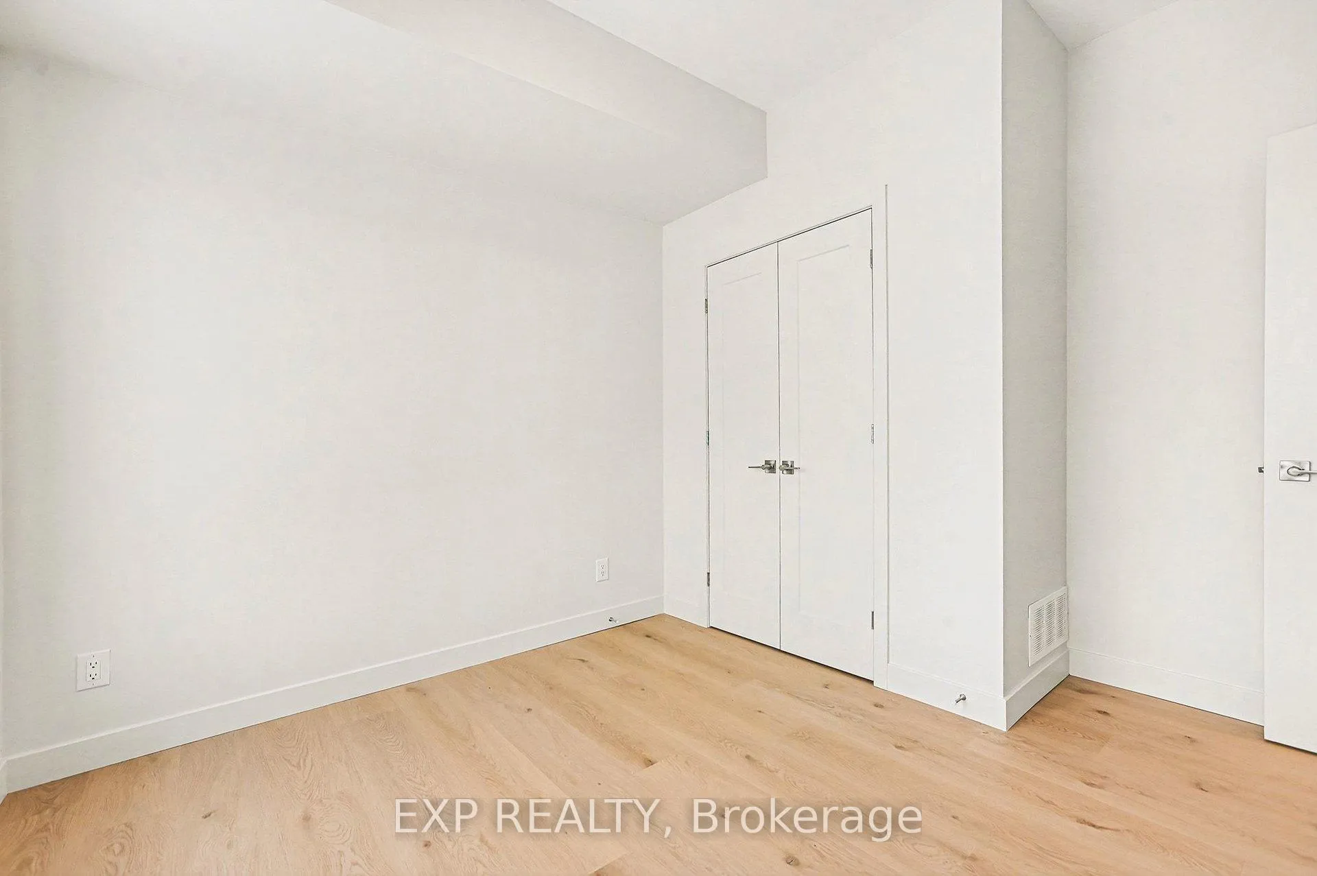 Photo 10 of Unit 5, 79 Marquette Avenue, Ottawa, Vanier — HOMEH