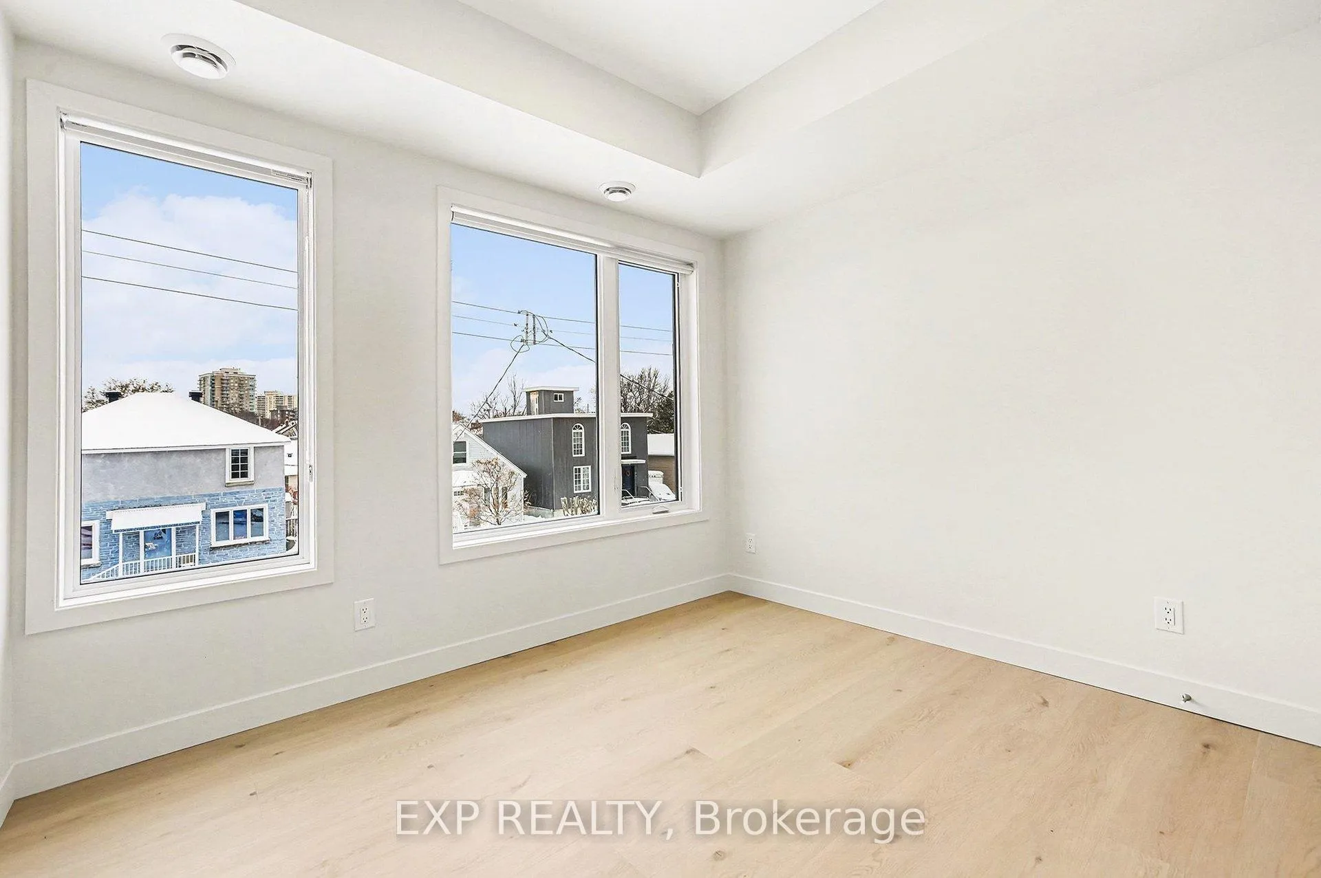 Photo 11 of Unit 5, 79 Marquette Avenue, Ottawa, Vanier — HOMEH