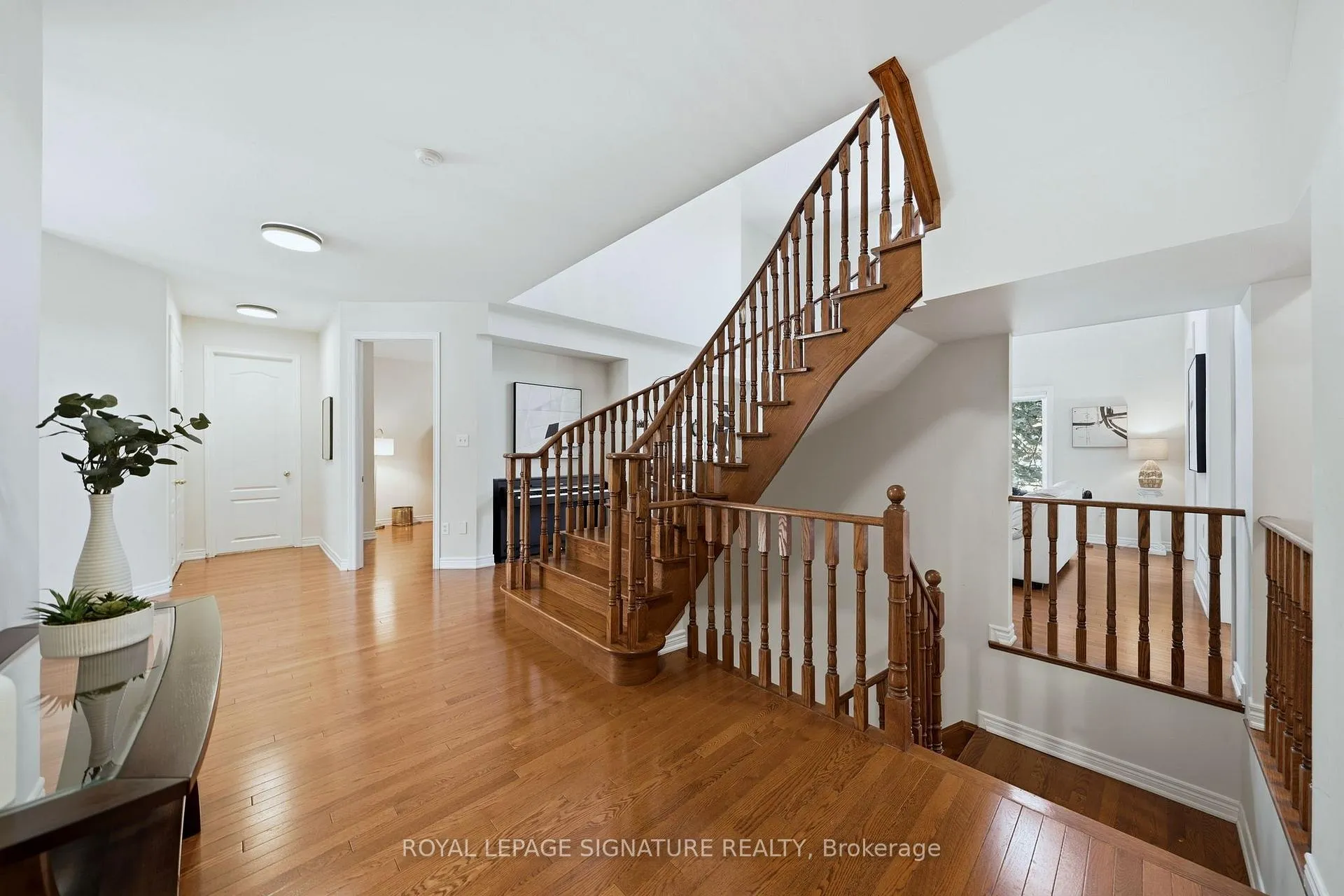 Photo 8 of 192 Williamson Drive E, Ajax, Northeast Ajax — HOMEH