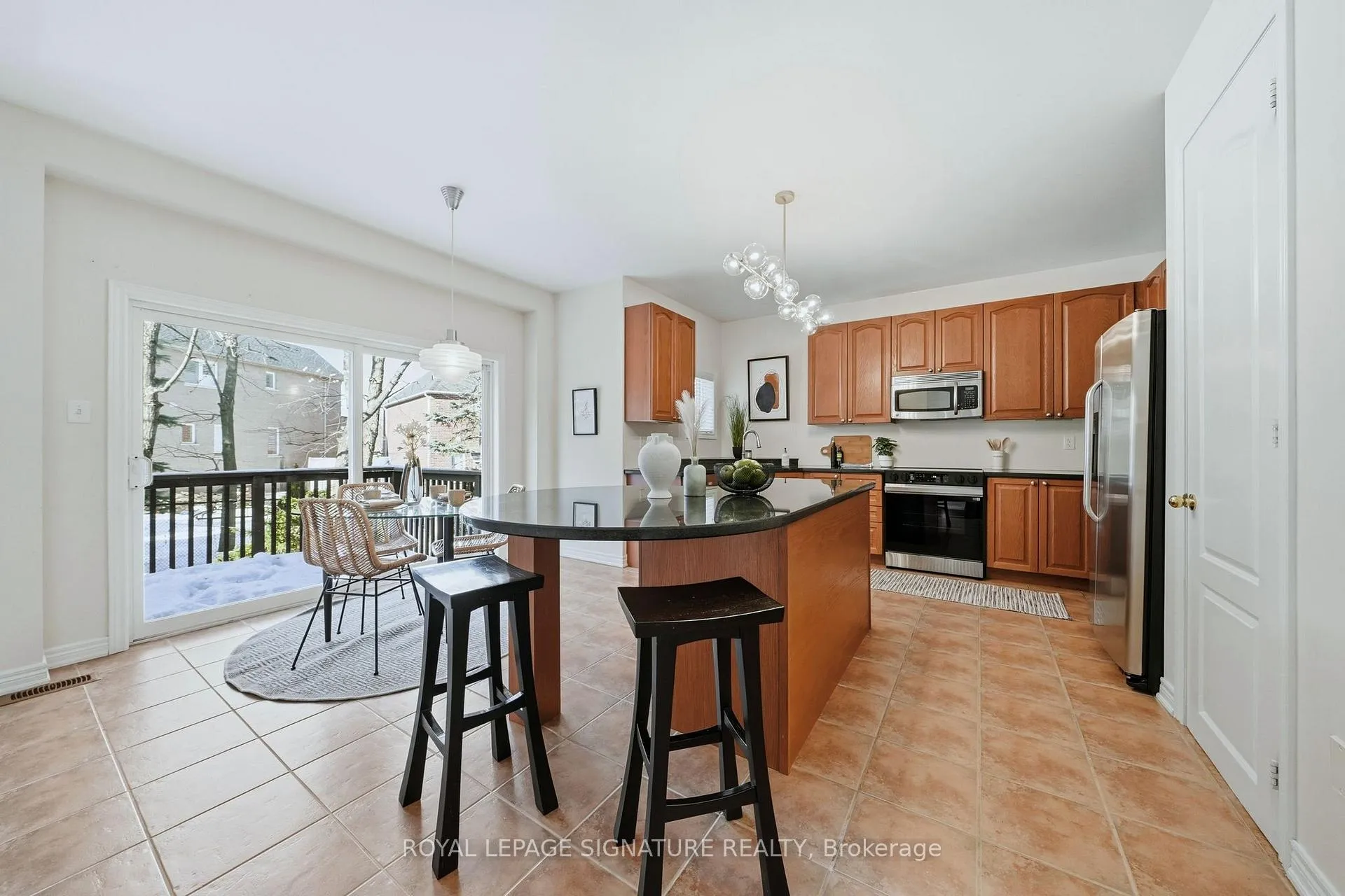 Photo 16 of 192 Williamson Drive E, Ajax, Northeast Ajax — HOMEH