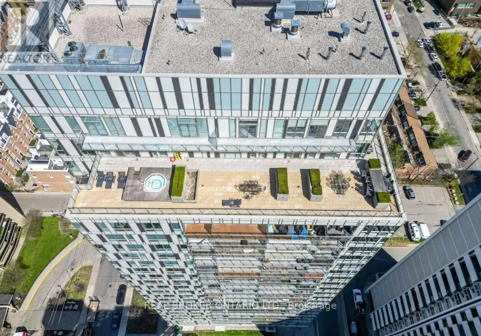 Photo 19 of Unit 1305, 83 Redpath Avenue, Toronto, Mount Pleasant West — HOMEH