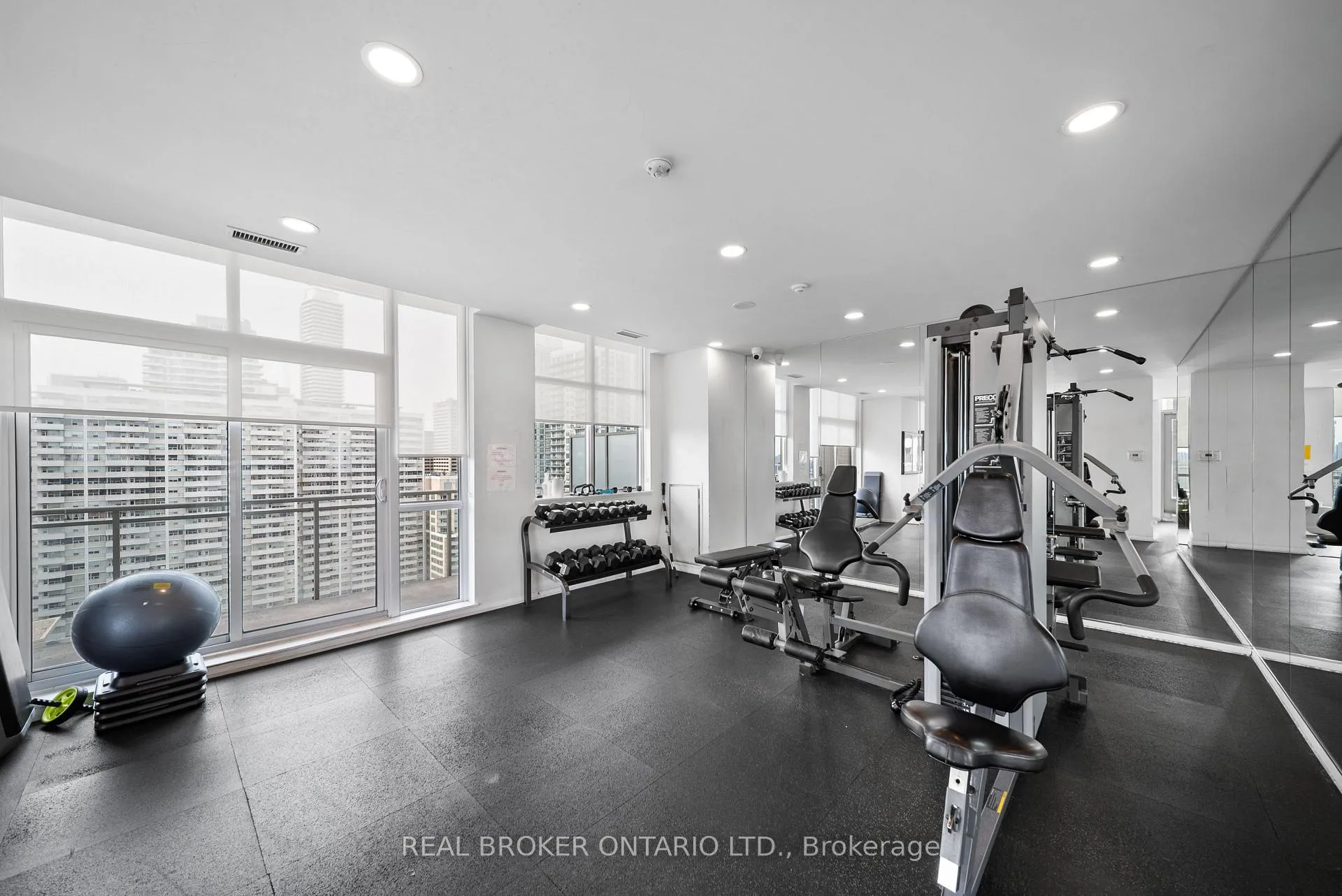 Photo 24 of Unit 1305, 83 Redpath Avenue, Toronto, Mount Pleasant West — HOMEH