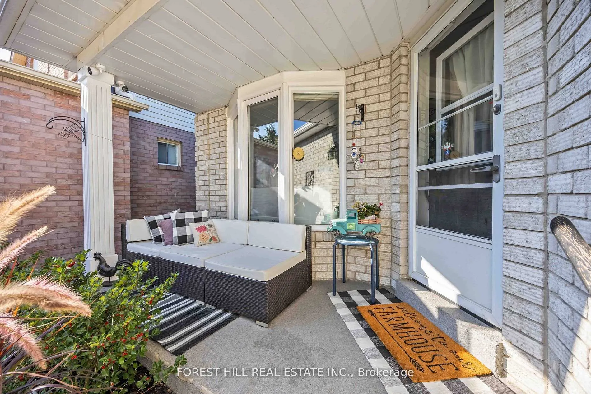 Photo 3 of 101 Gray Avenue, New Tecumseth, Alliston — HOMEH