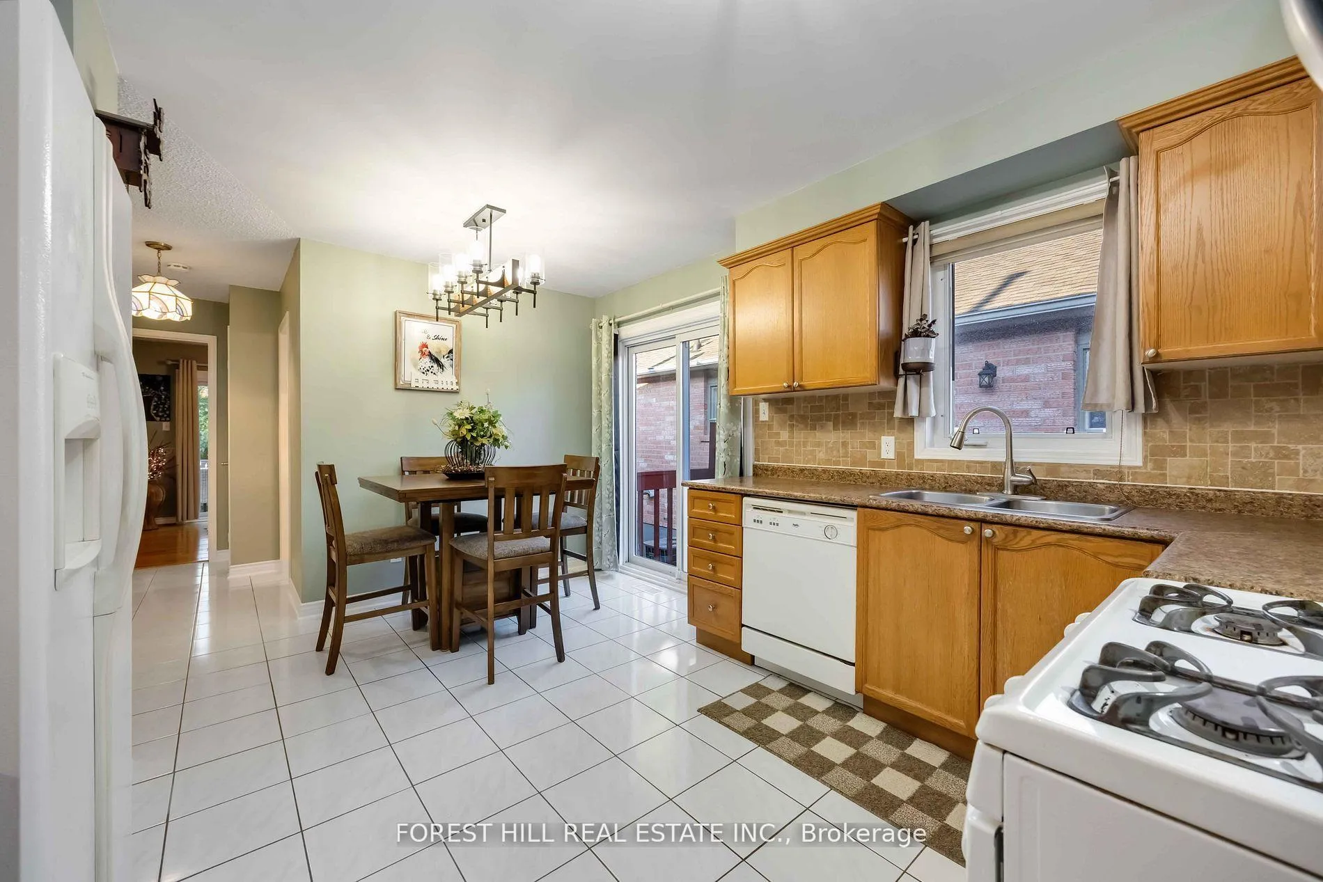 Photo 7 of 101 Gray Avenue, New Tecumseth, Alliston — HOMEH