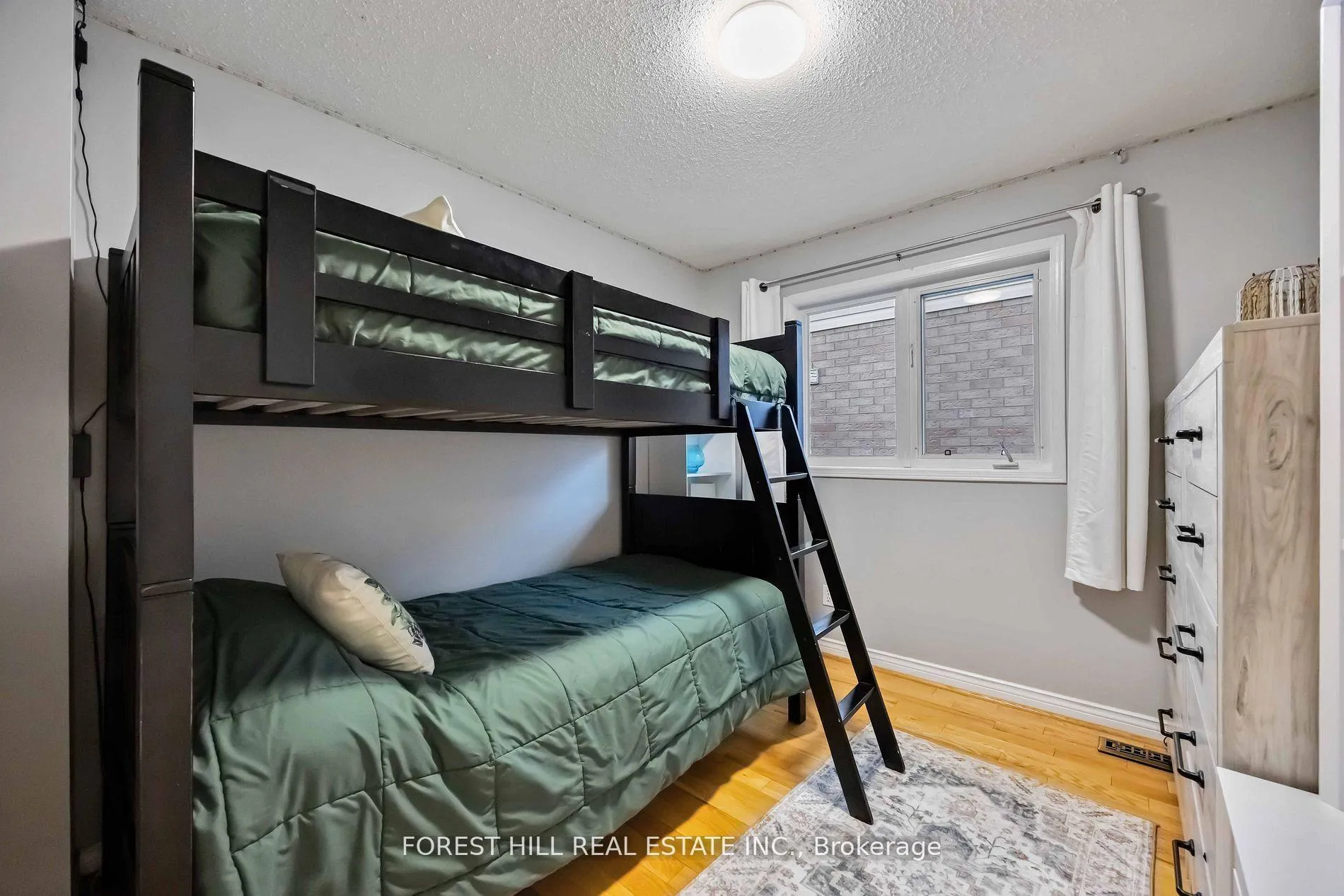 Photo 13 of 101 Gray Avenue, New Tecumseth, Alliston — HOMEH