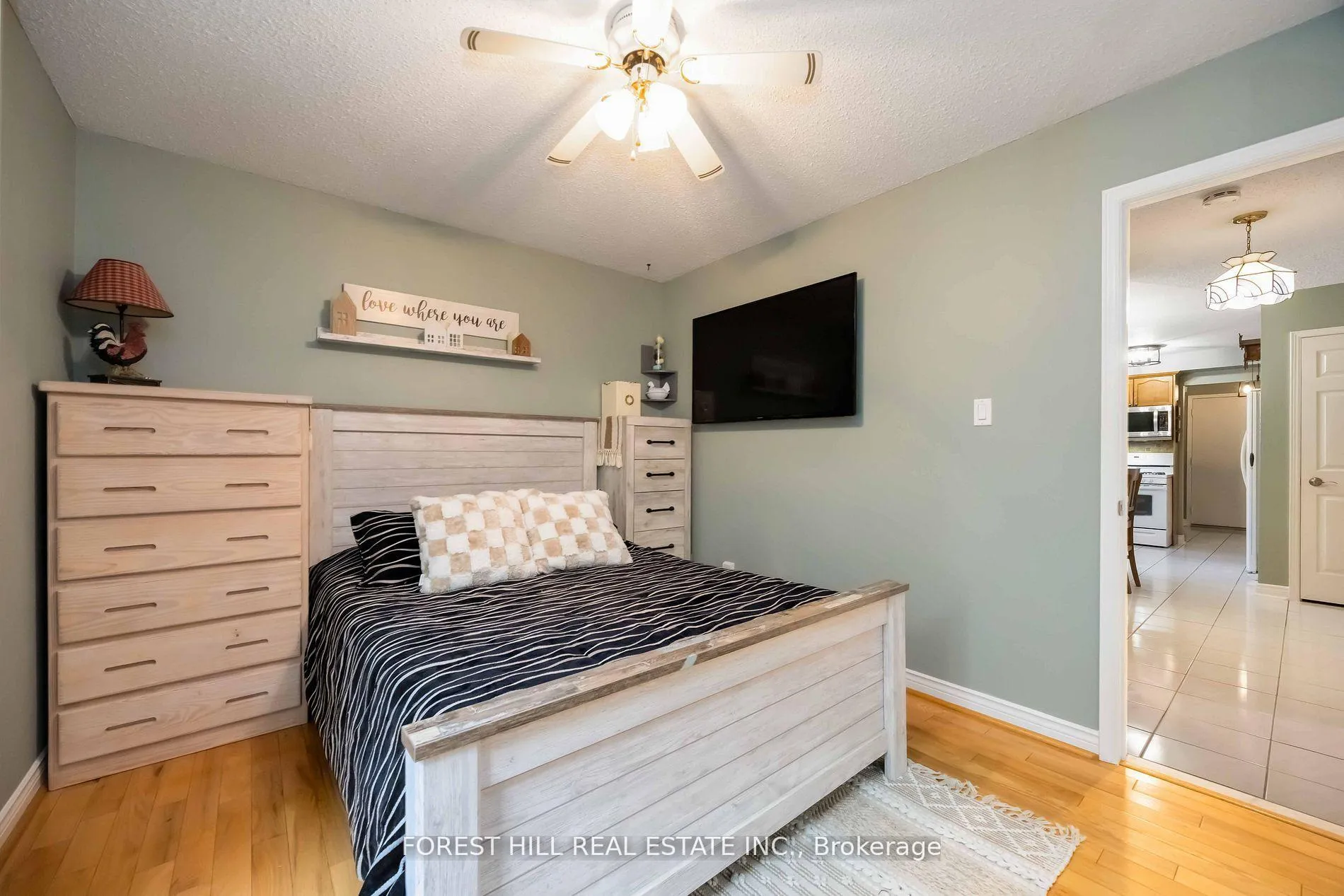 Photo 15 of 101 Gray Avenue, New Tecumseth, Alliston — HOMEH