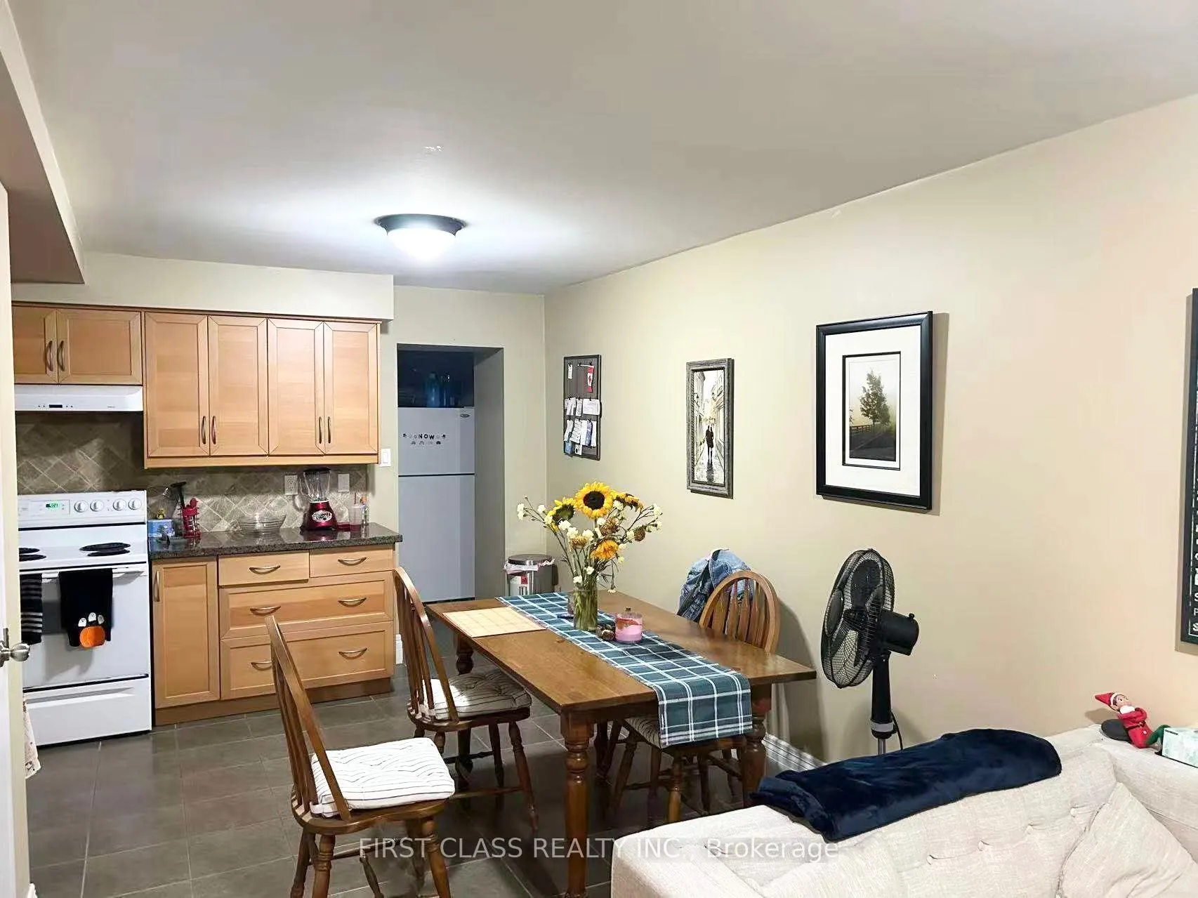 Photo 3 of Unit Lower, 9 Bain Avenue, Toronto, North Riverdale — HOMEH