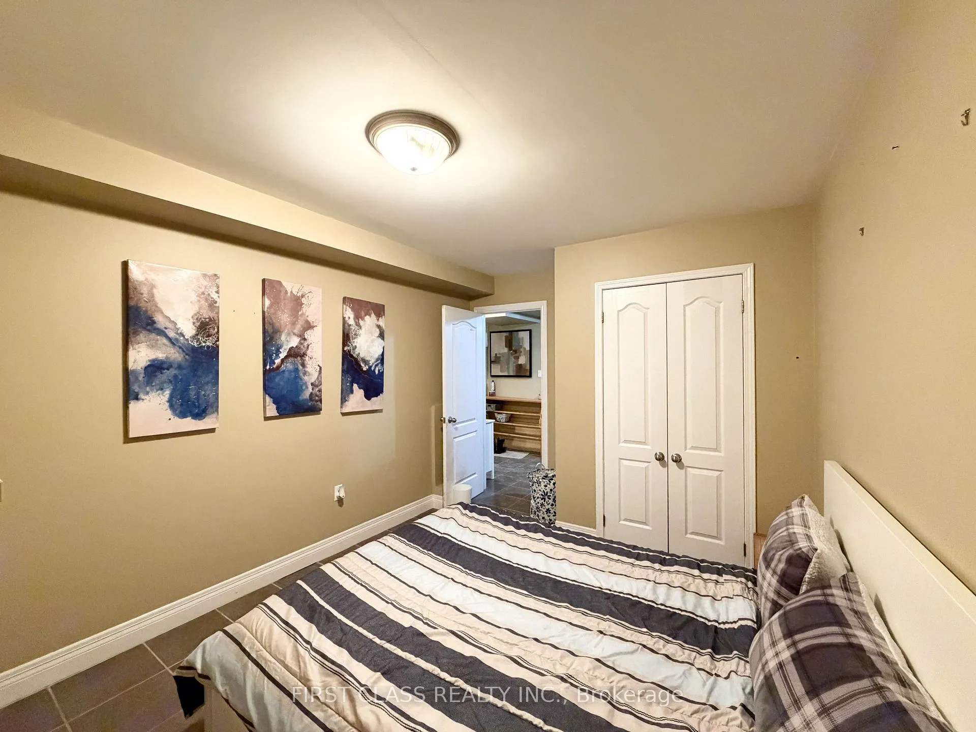Photo 8 of Unit Lower, 9 Bain Avenue, Toronto, North Riverdale — HOMEH