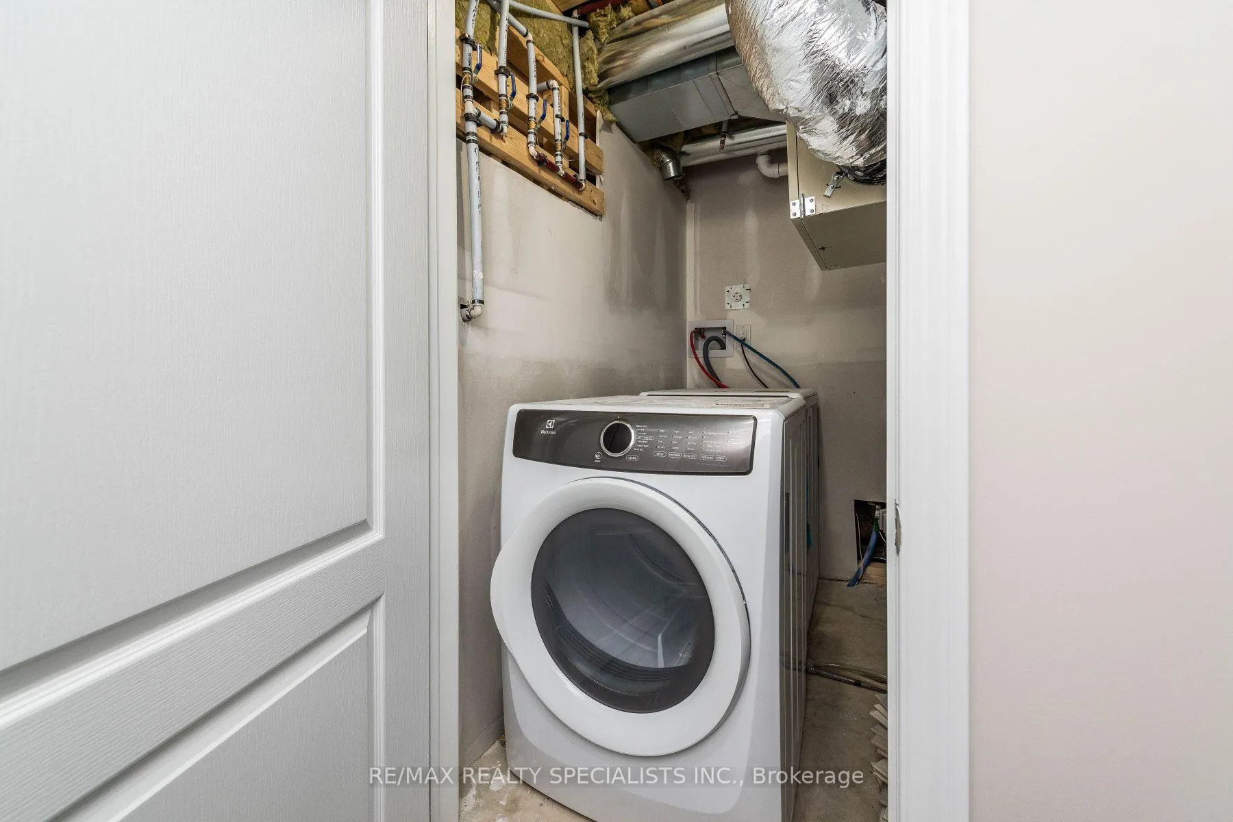 Photo 14 of 9 Boothill Drive, Brampton, Northwest Brampton — HOMEH