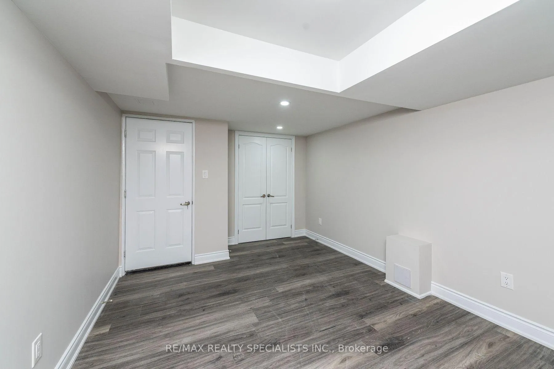 Photo 15 of 9 Boothill Drive, Brampton, Northwest Brampton — HOMEH