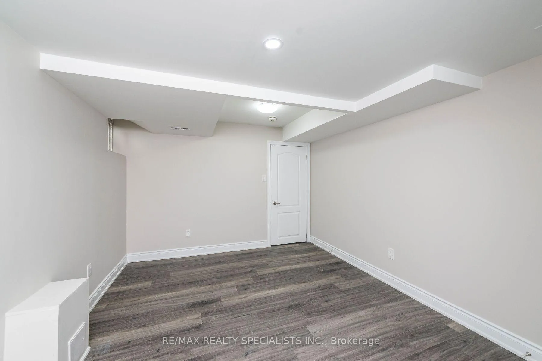 Photo 17 of 9 Boothill Drive, Brampton, Northwest Brampton — HOMEH