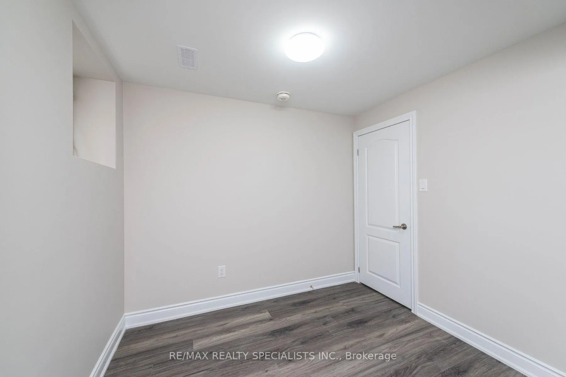 Photo 21 of 9 Boothill Drive, Brampton, Northwest Brampton — HOMEH