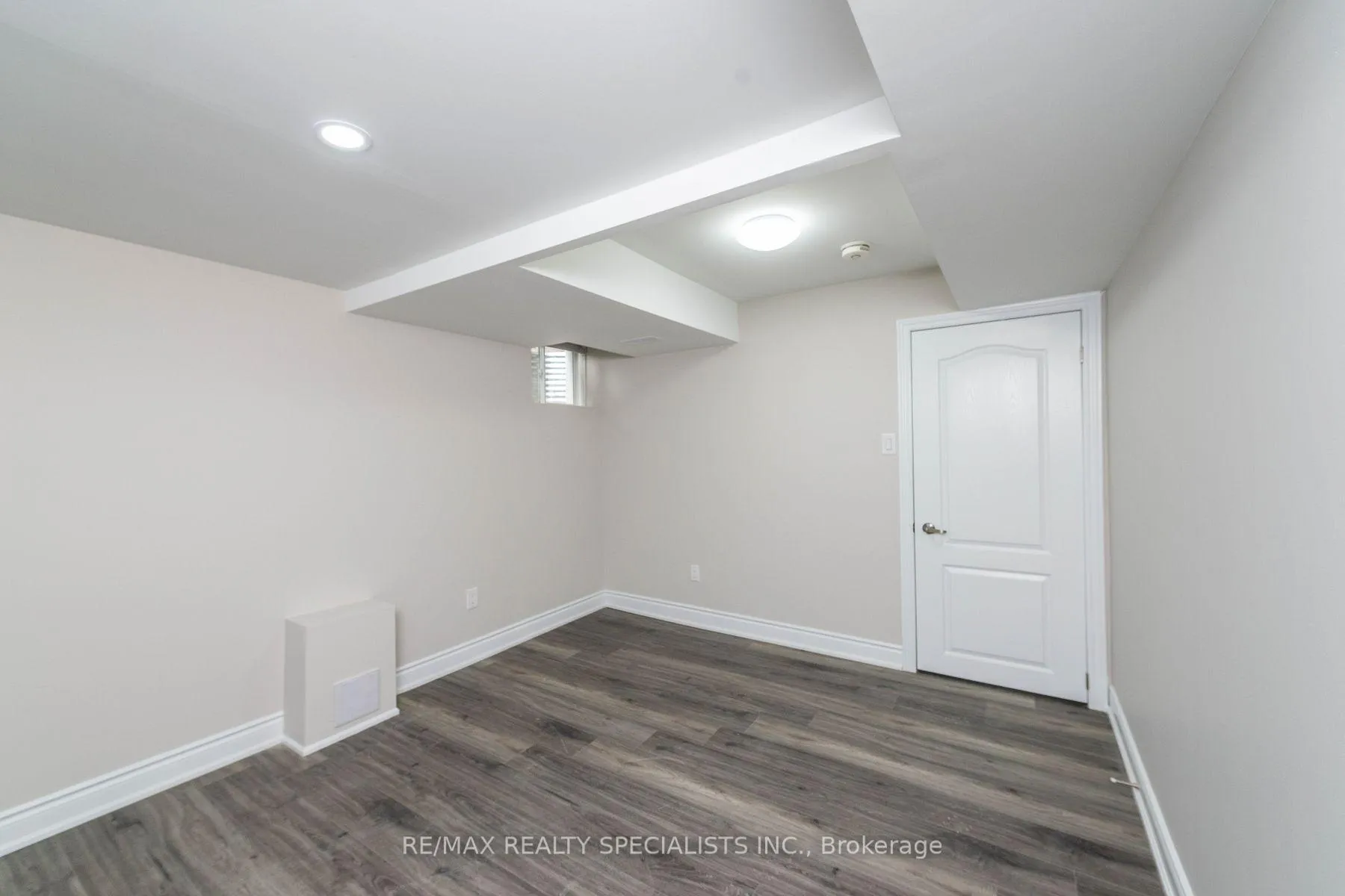 Photo 23 of 9 Boothill Drive, Brampton, Northwest Brampton — HOMEH