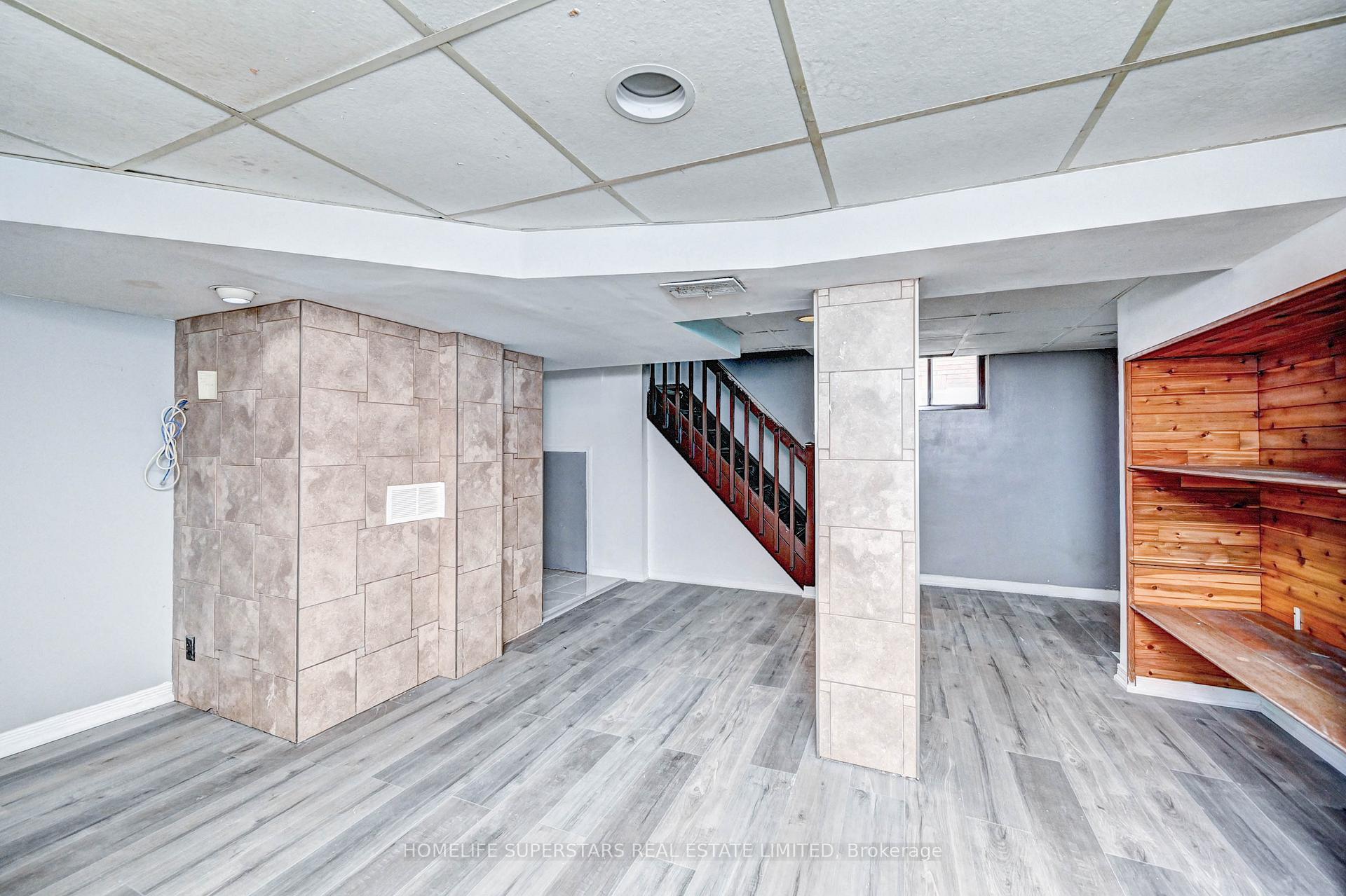 Photo 38 of 31 Troy Street, Kitchener, Auditorium — HOMEH