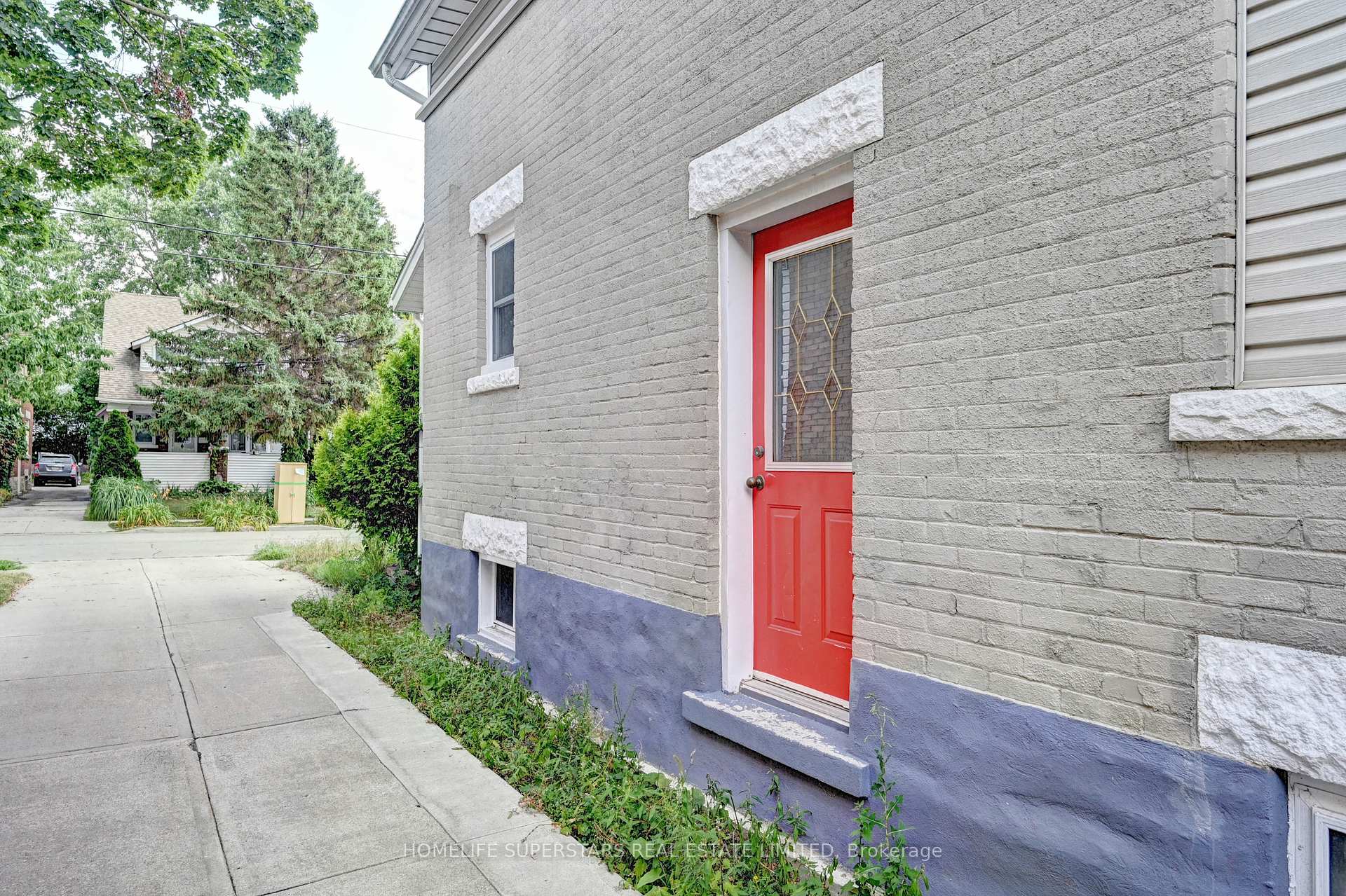 Photo 39 of 31 Troy Street, Kitchener, Auditorium — HOMEH