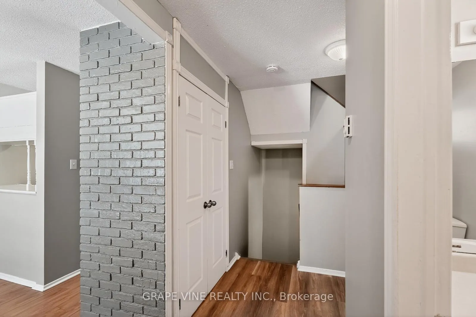 Photo 10 of Unit 38, 2939 Fairlea Crescent, Ottawa, Heron Gate/Industrial Park — HOMEH