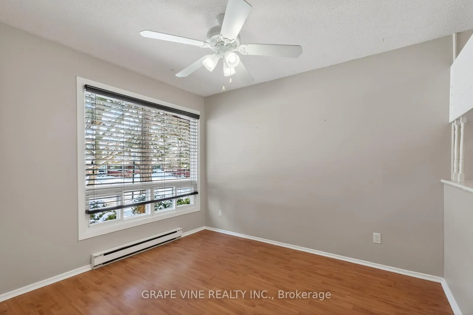 Photo 12 of Unit 38, 2939 Fairlea Crescent, Ottawa, Heron Gate/Industrial Park — HOMEH