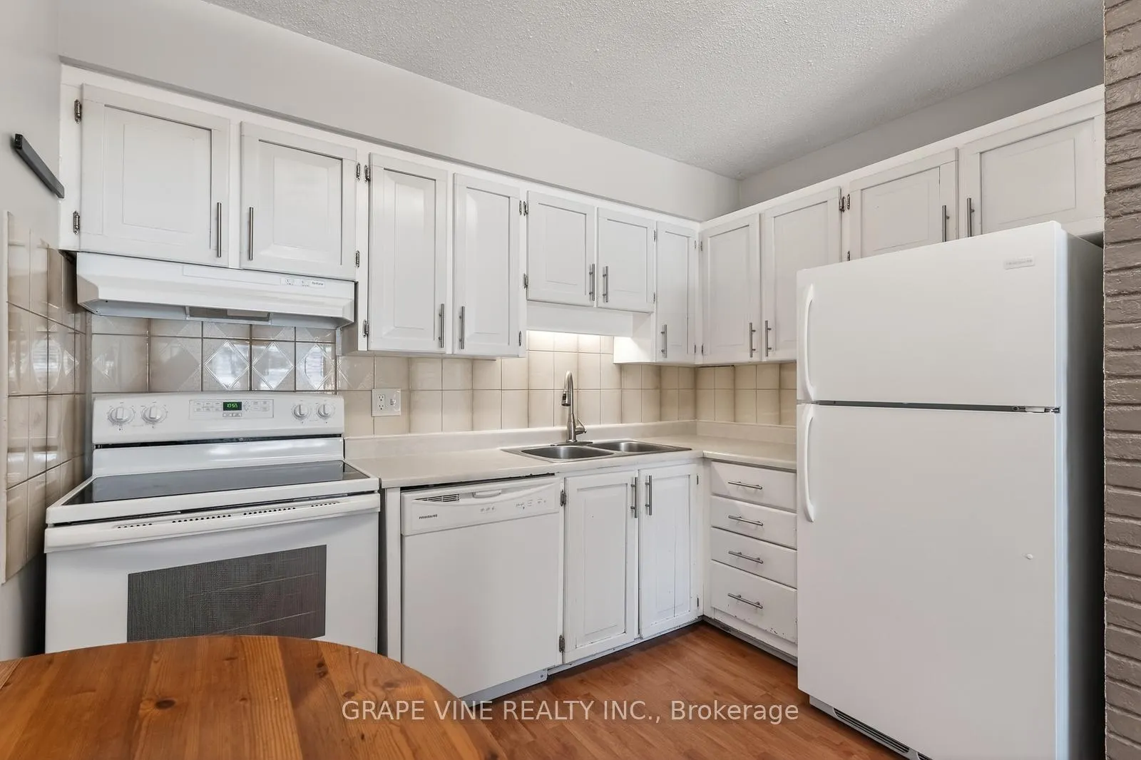 Photo 16 of Unit 38, 2939 Fairlea Crescent, Ottawa, Heron Gate/Industrial Park — HOMEH