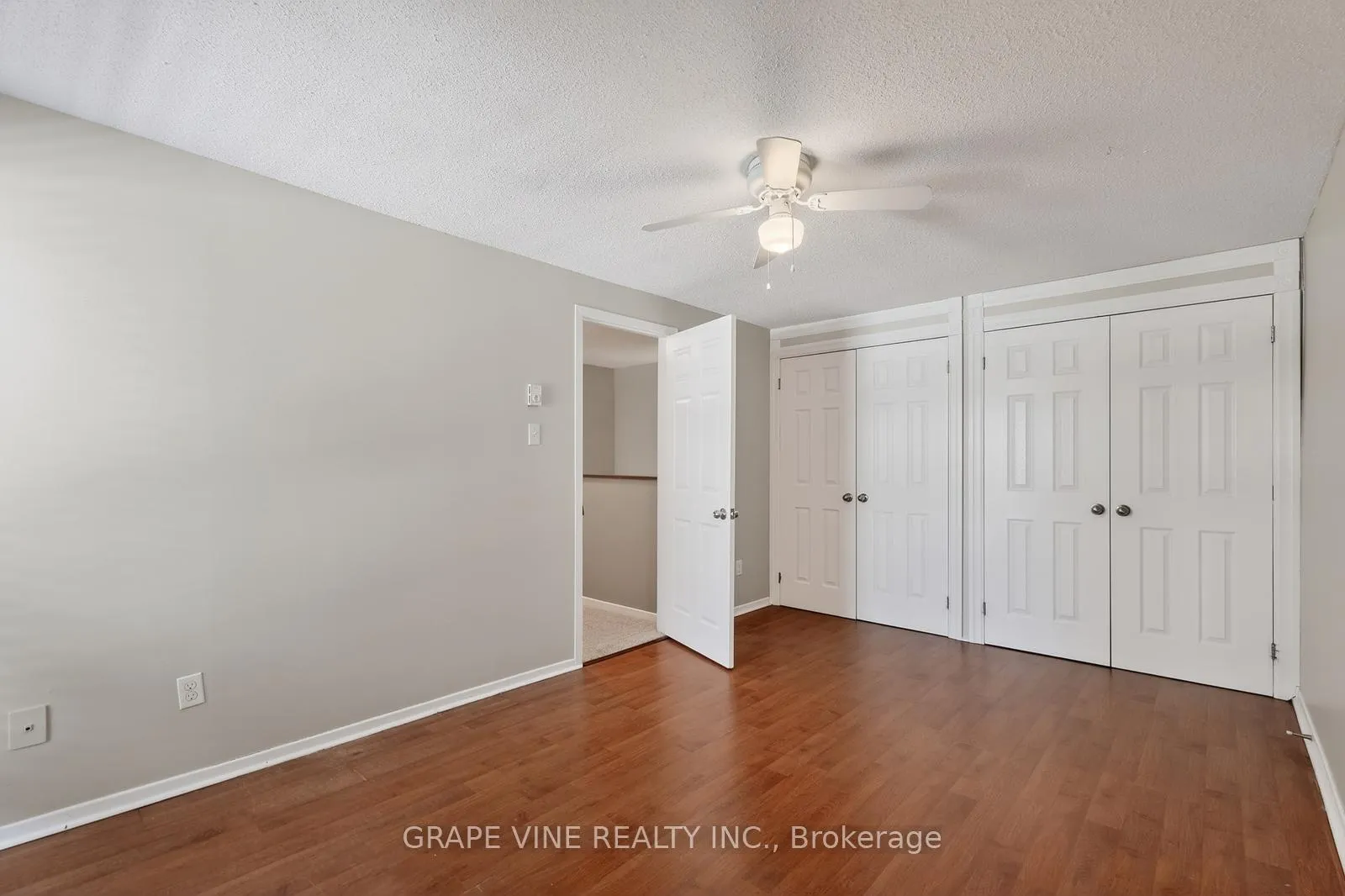 Photo 23 of Unit 38, 2939 Fairlea Crescent, Ottawa, Heron Gate/Industrial Park — HOMEH