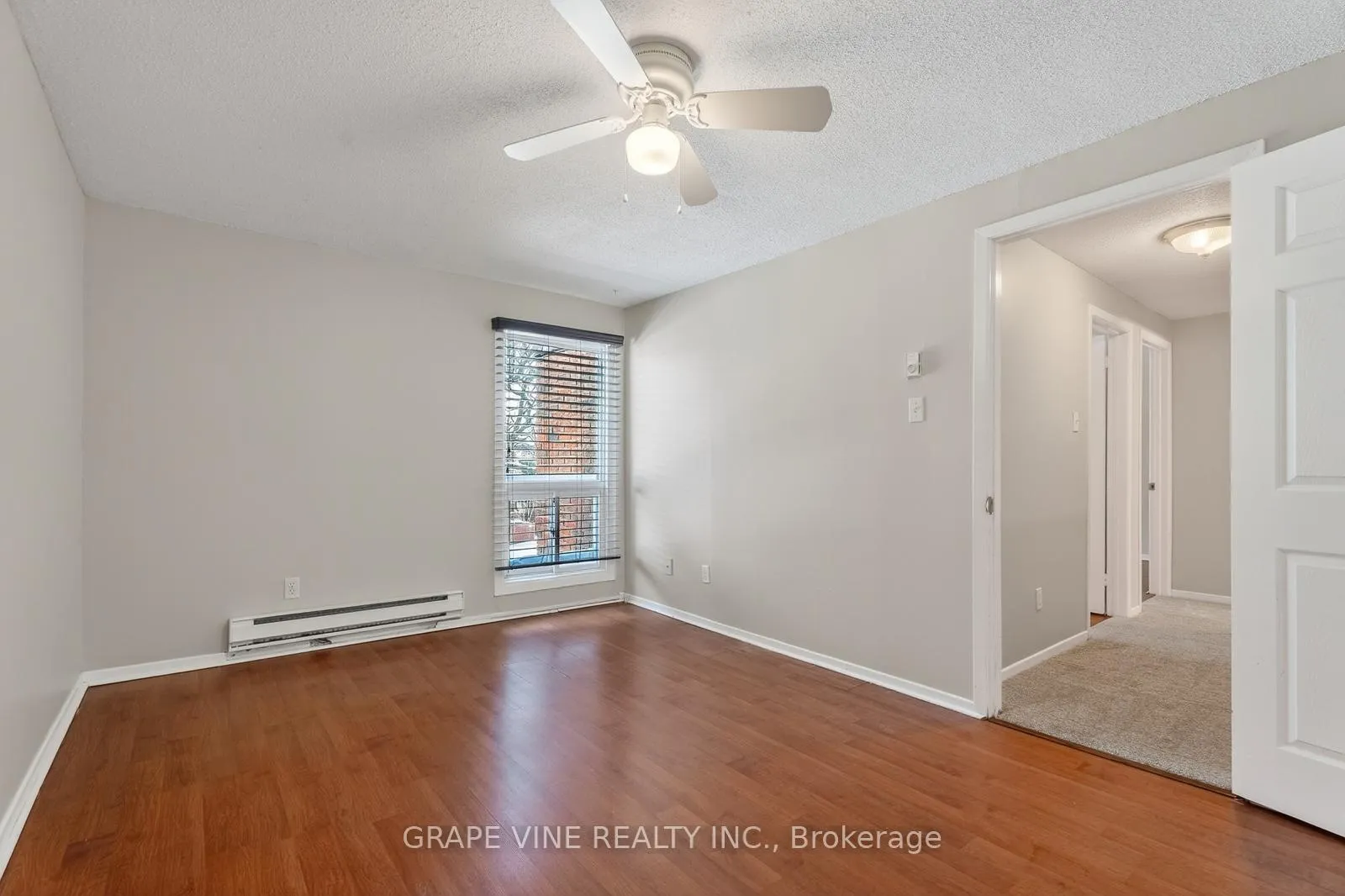 Photo 24 of Unit 38, 2939 Fairlea Crescent, Ottawa, Heron Gate/Industrial Park — HOMEH