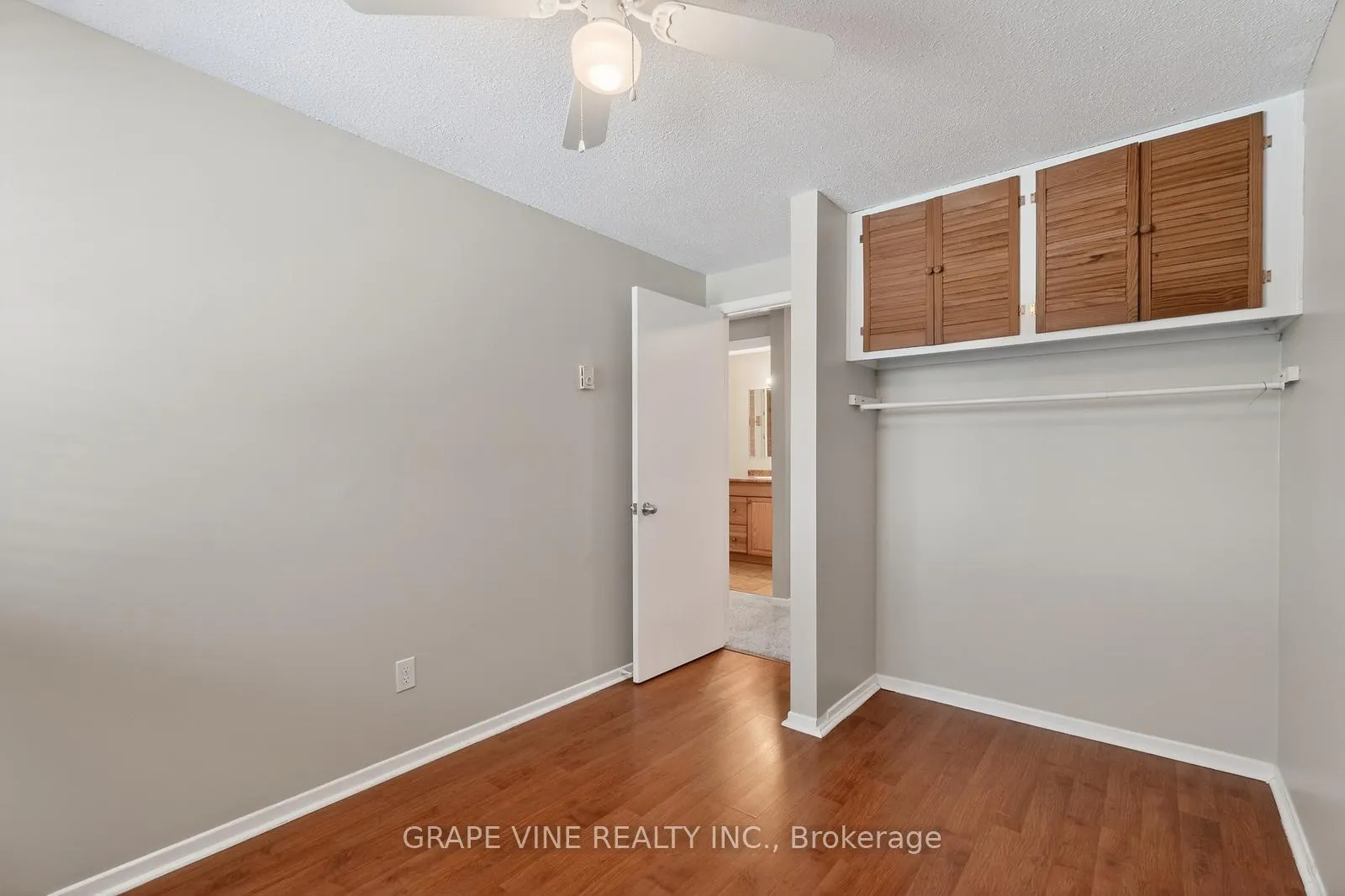 Photo 29 of Unit 38, 2939 Fairlea Crescent, Ottawa, Heron Gate/Industrial Park — HOMEH
