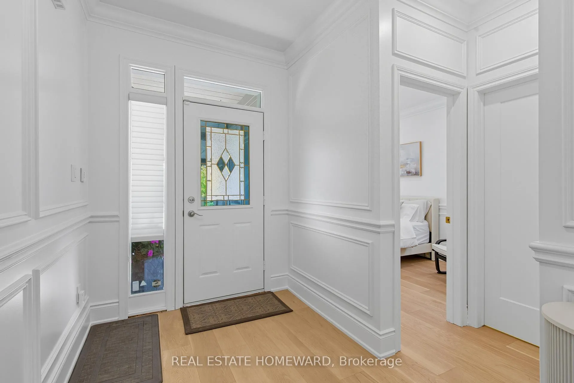 Photo 5 of 11 Loon Harbour Way, Markham, Greensborough — HOMEH