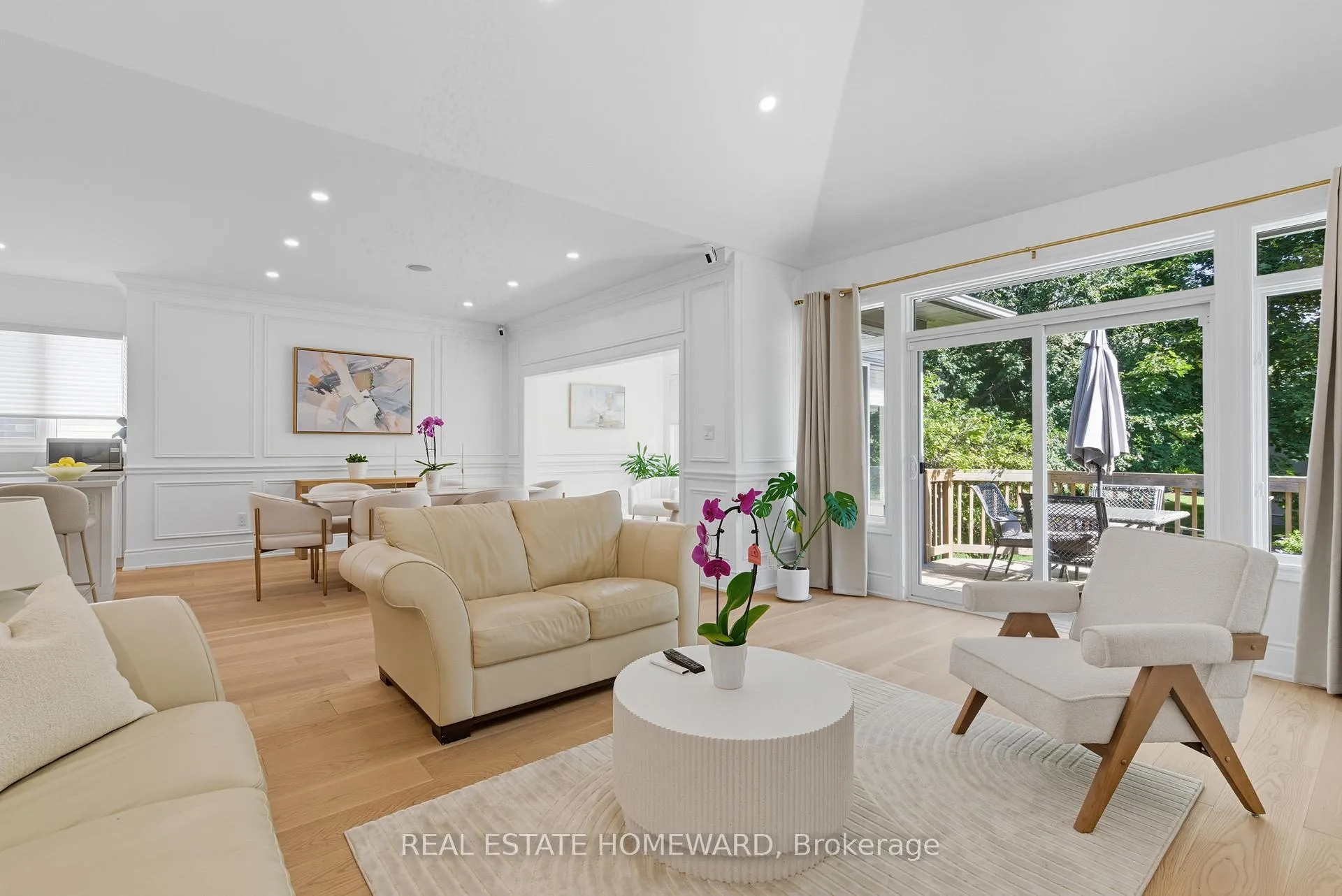 Photo 17 of 11 Loon Harbour Way, Markham, Greensborough — HOMEH