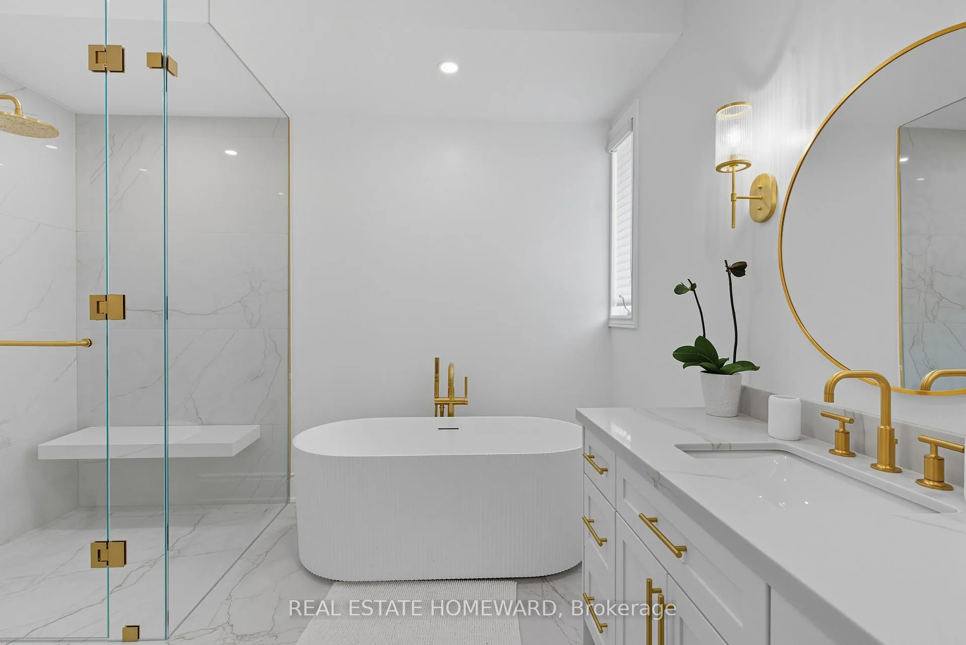 Photo 21 of 11 Loon Harbour Way, Markham, Greensborough — HOMEH