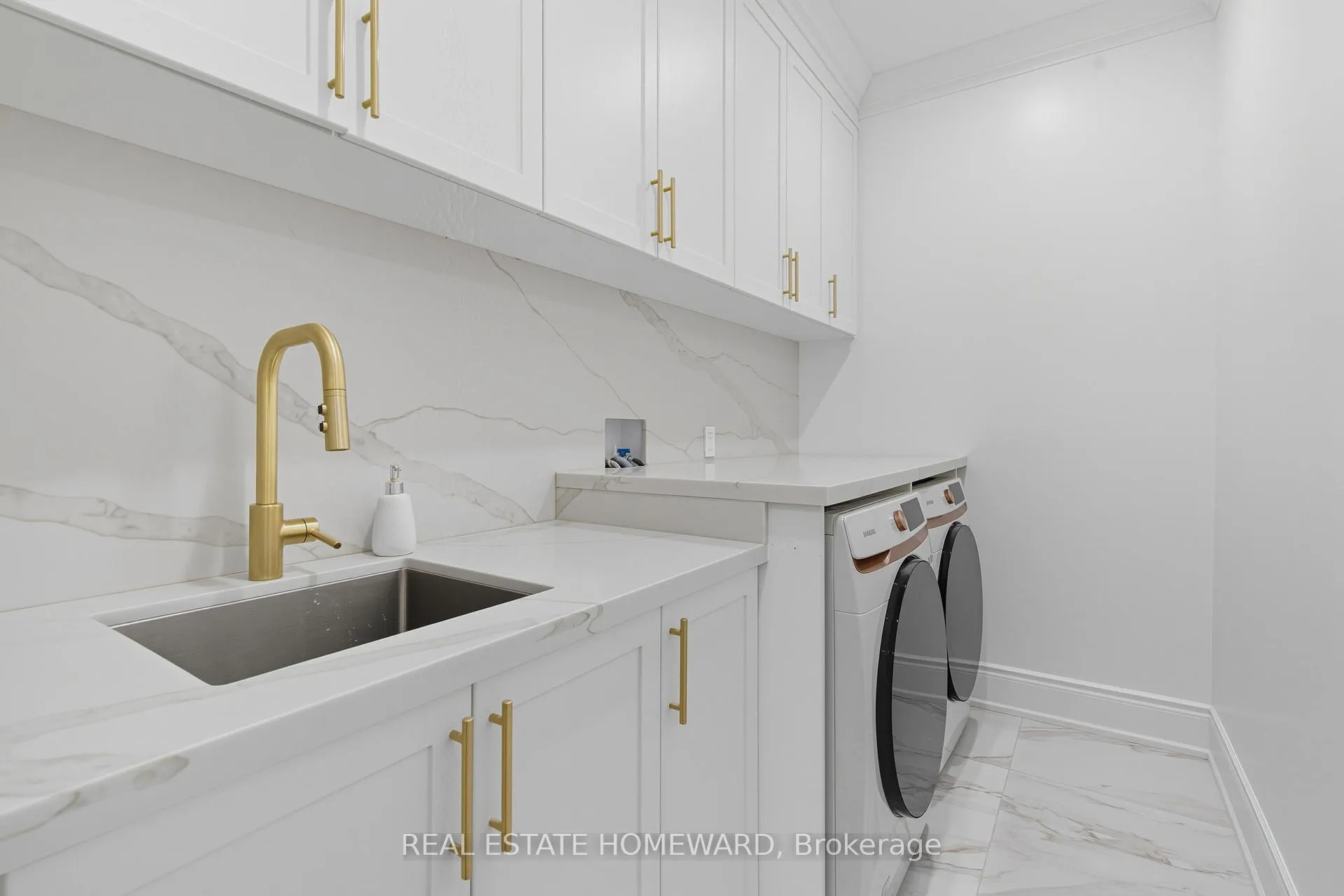 Photo 26 of 11 Loon Harbour Way, Markham, Greensborough — HOMEH