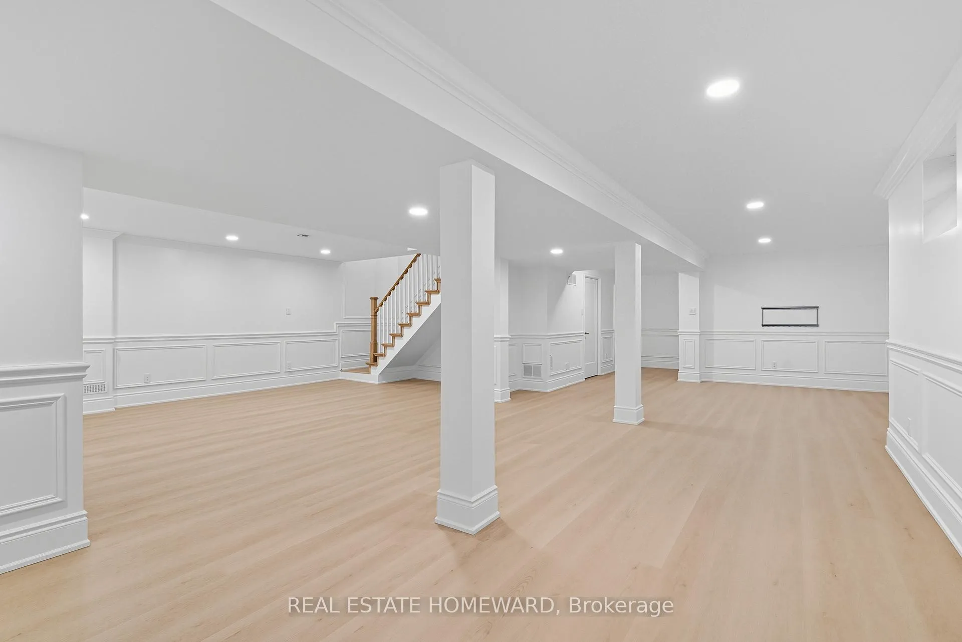 Photo 28 of 11 Loon Harbour Way, Markham, Greensborough — HOMEH