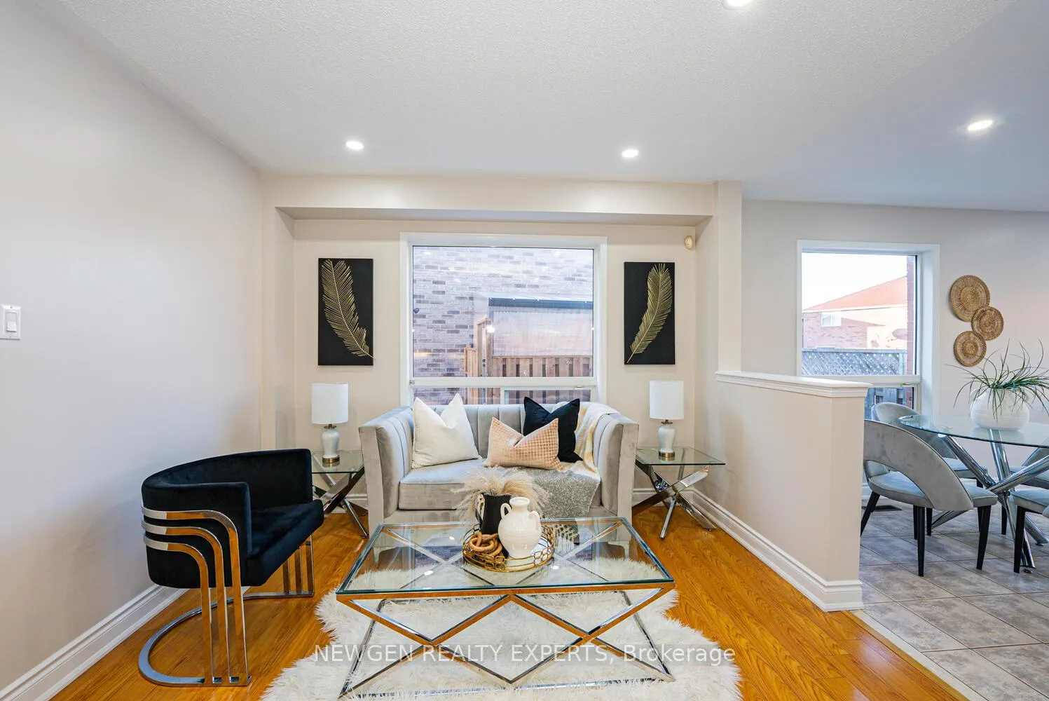 Photo 14 of 23 Whiteface Crescent, Brampton, Fletcher's Meadow — HOMEH