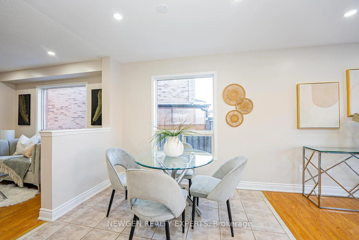 Photo 18 of 23 Whiteface Crescent, Brampton, Fletcher's Meadow — HOMEH