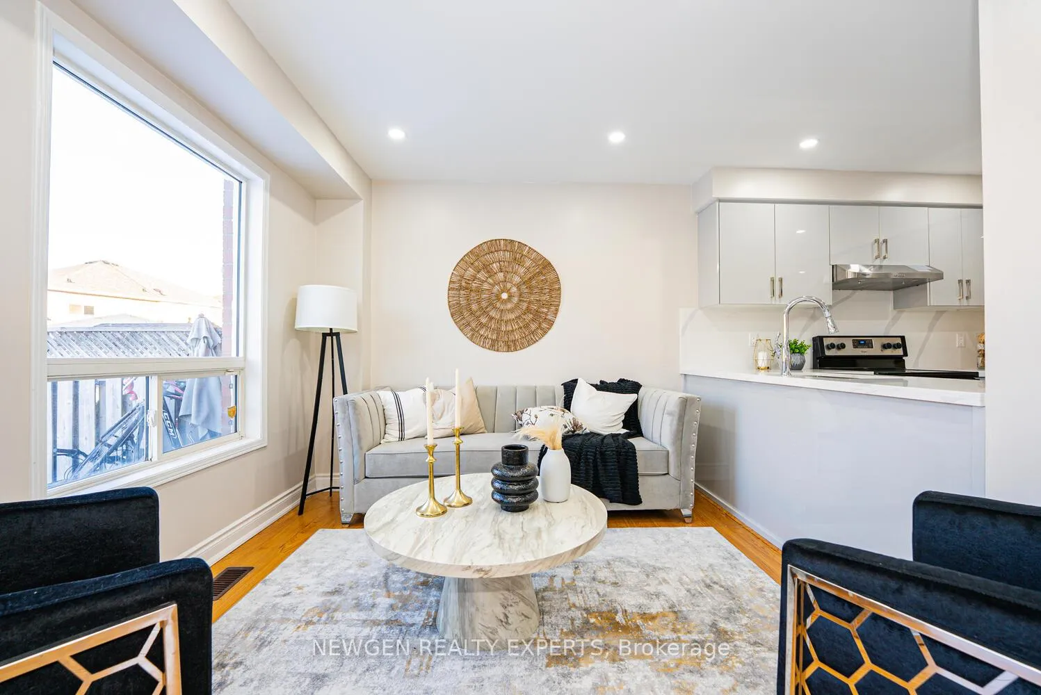 Photo 21 of 23 Whiteface Crescent, Brampton, Fletcher's Meadow — HOMEH
