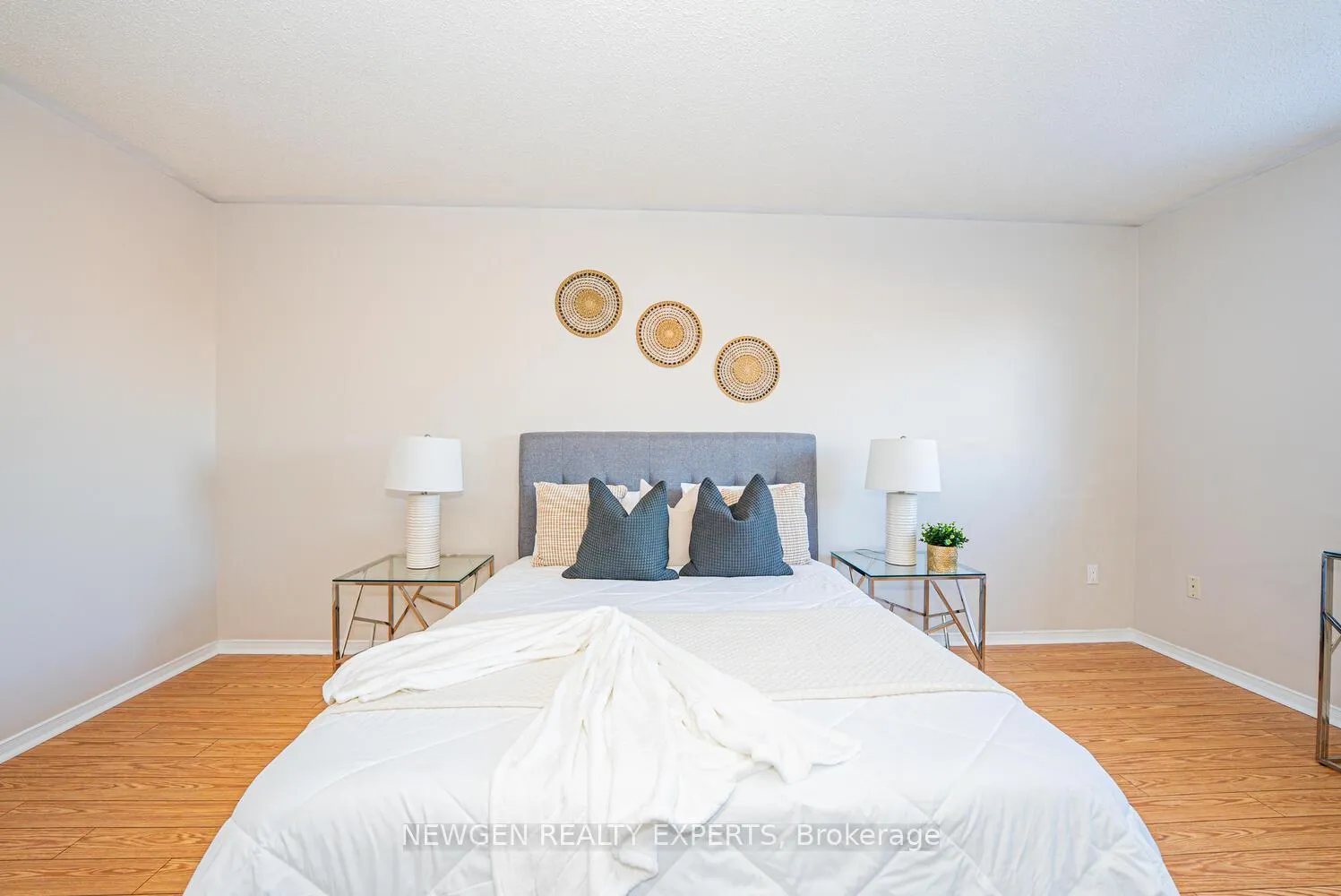 Photo 32 of 23 Whiteface Crescent, Brampton, Fletcher's Meadow — HOMEH