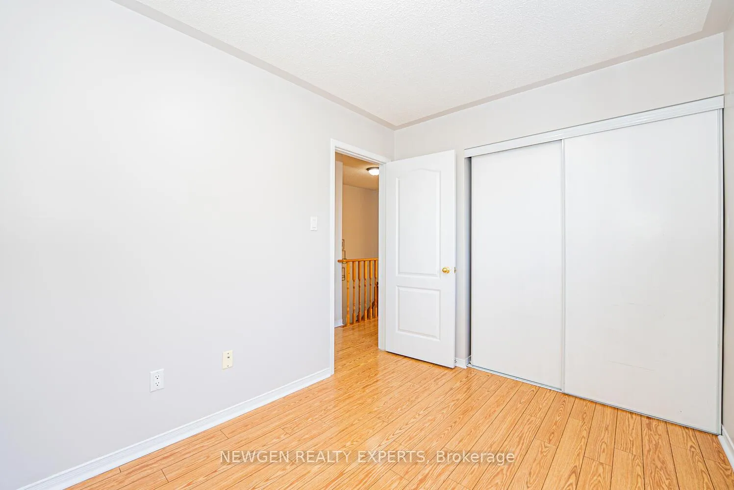 Photo 36 of 23 Whiteface Crescent, Brampton, Fletcher's Meadow — HOMEH