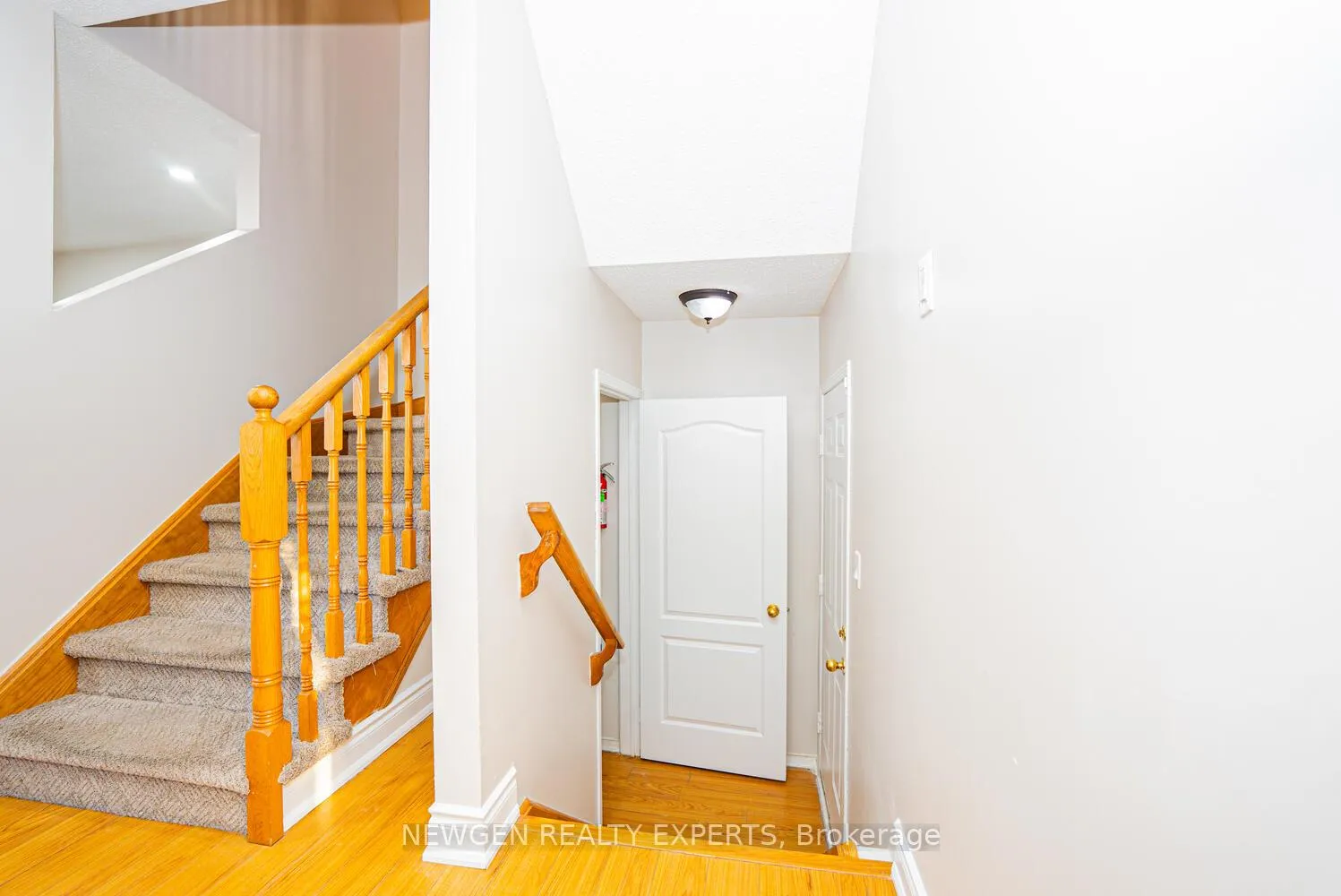 Photo 40 of 23 Whiteface Crescent, Brampton, Fletcher's Meadow — HOMEH