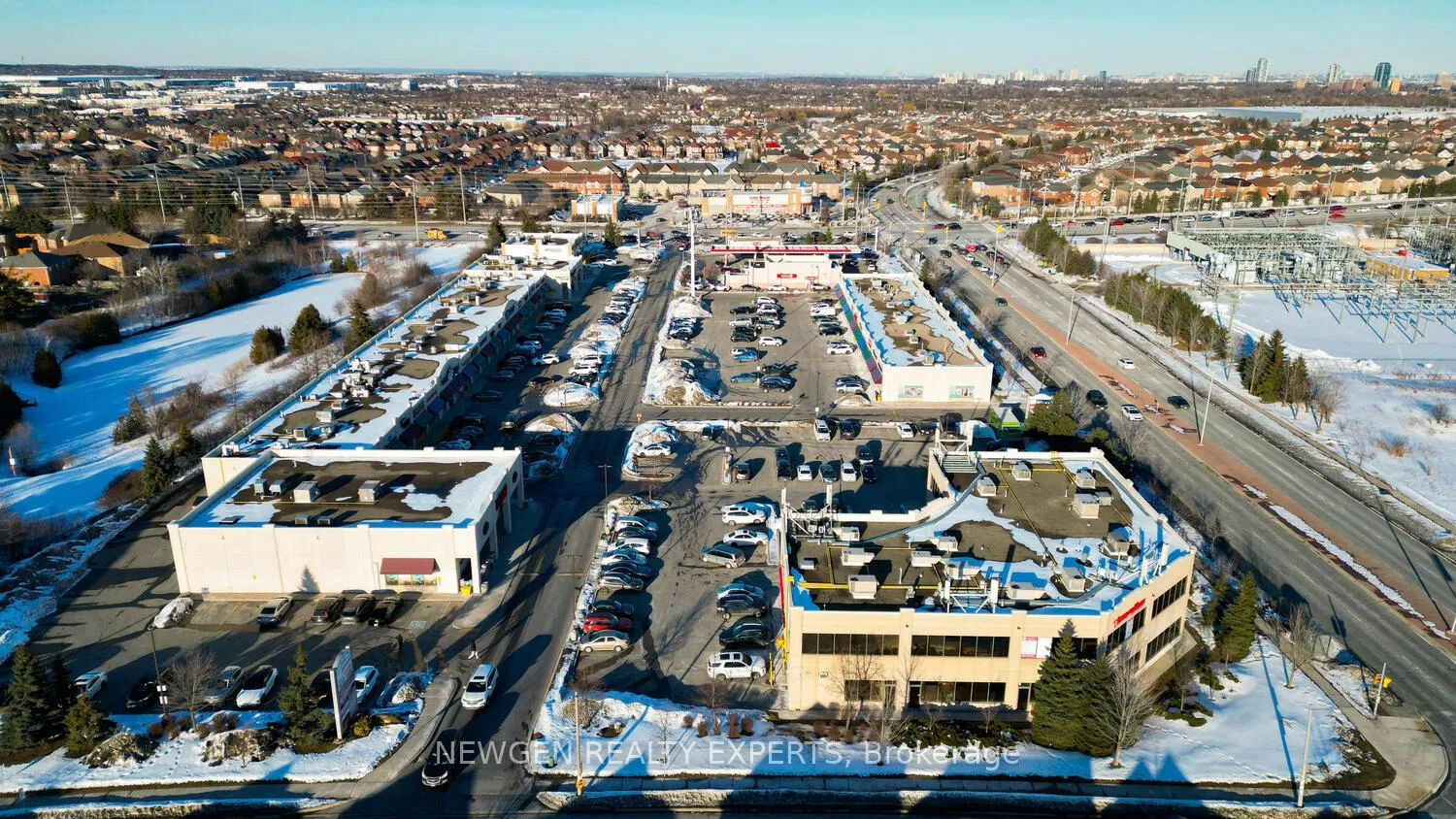 Photo 47 of 23 Whiteface Crescent, Brampton, Fletcher's Meadow — HOMEH