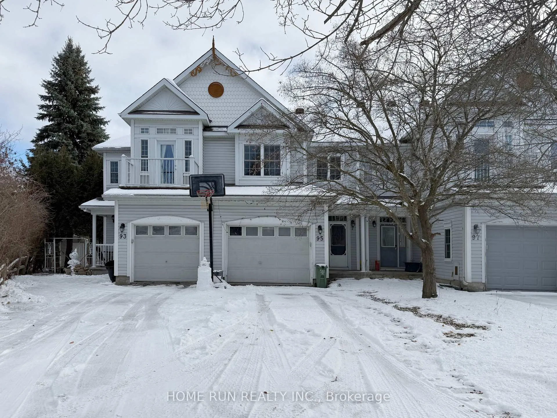 Front of 95 Hemlo Crescent