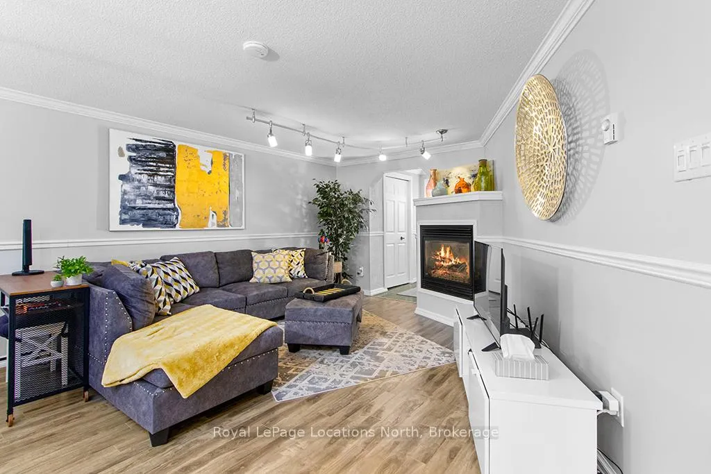 Photo 4 of Unit 3, 891 River Road W, Wasaga Beach — HOMEH