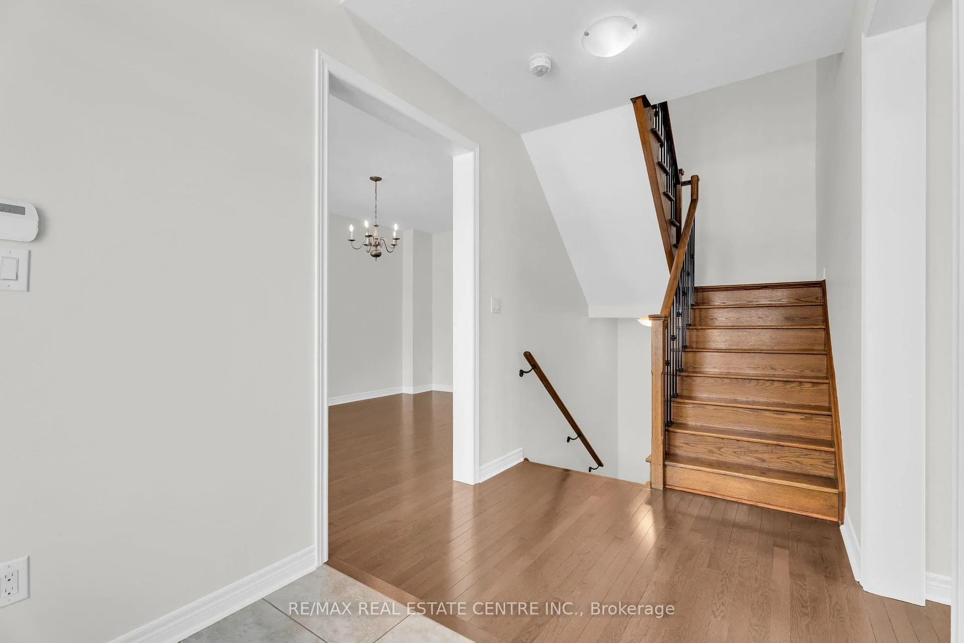 Photo 6 of 1 Perdita Road, Brampton, Bram West — HOMEH